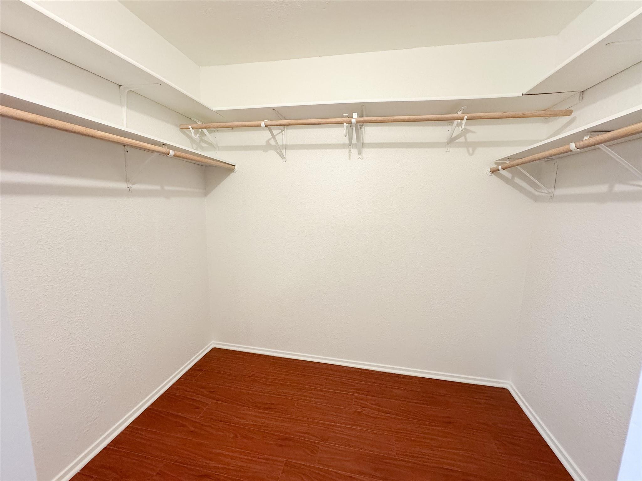 11910 Stout Oak Trl Property Photo 25