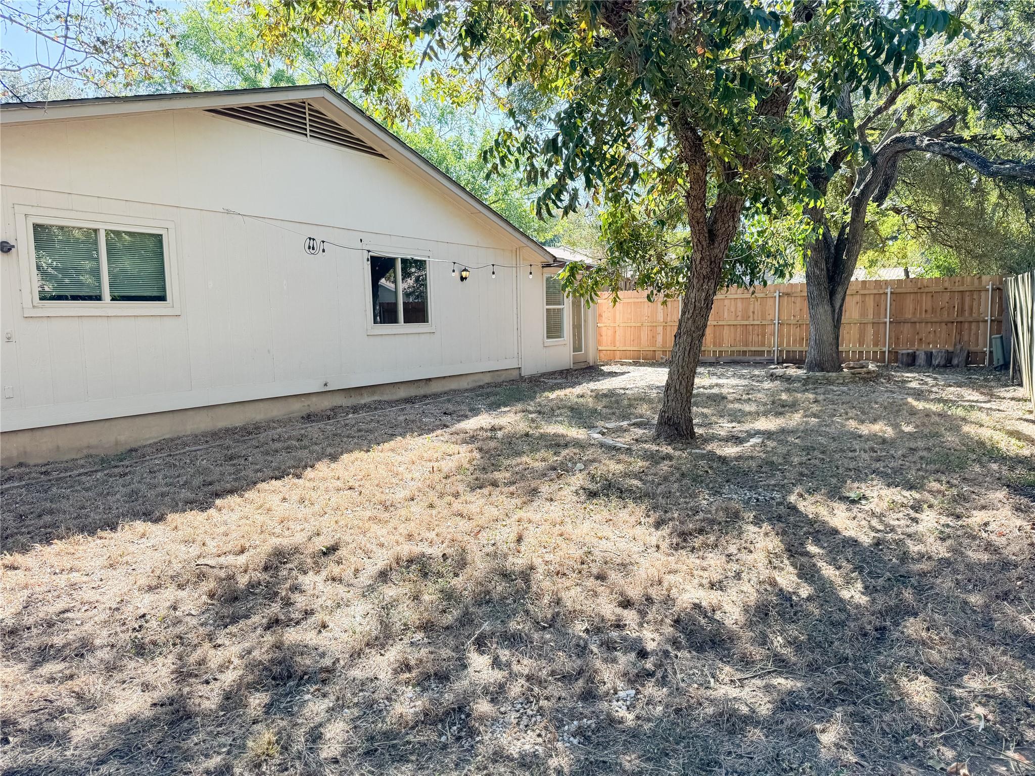 11910 Stout Oak Trl Property Photo 28