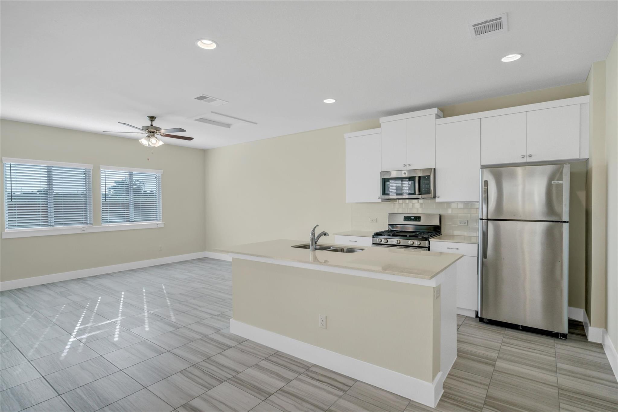 314 Alamar Knot Way #190 Property Photo 4