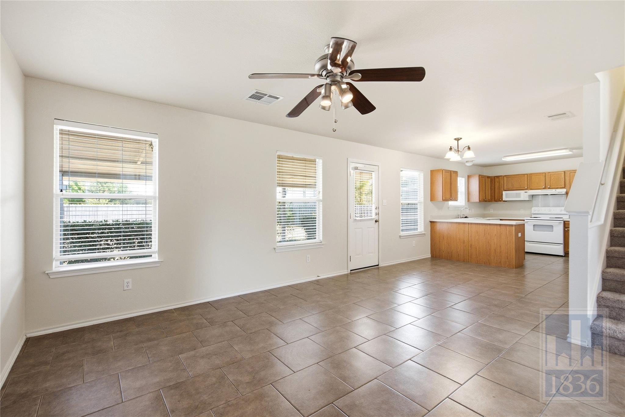 226 Wegstrom St Property Photo 6
