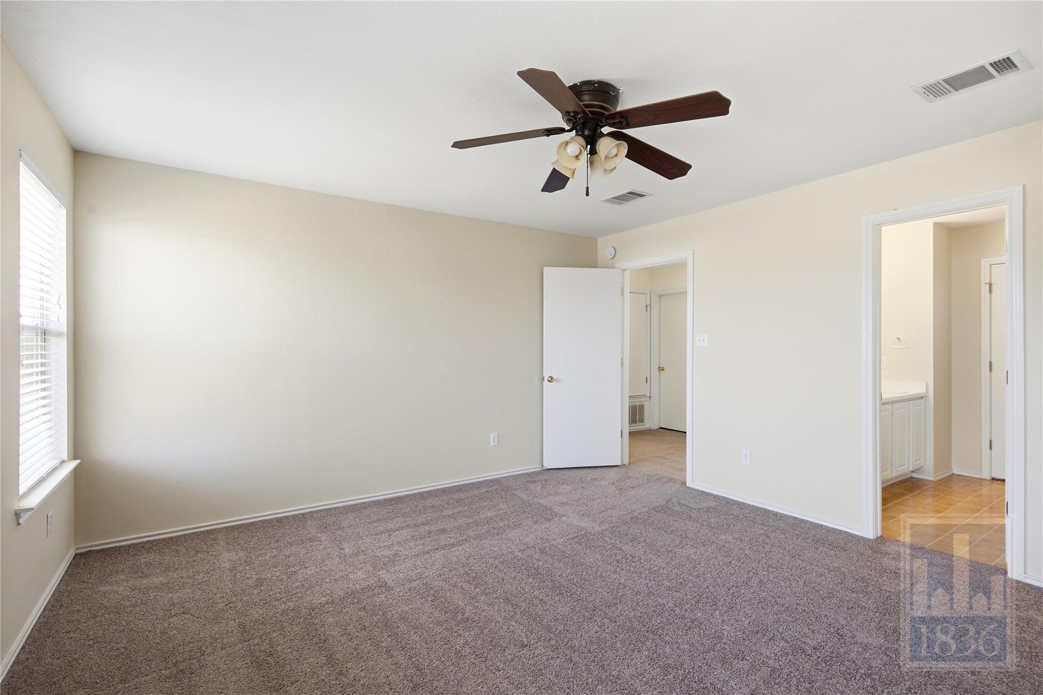 226 Wegstrom St Property Photo 13