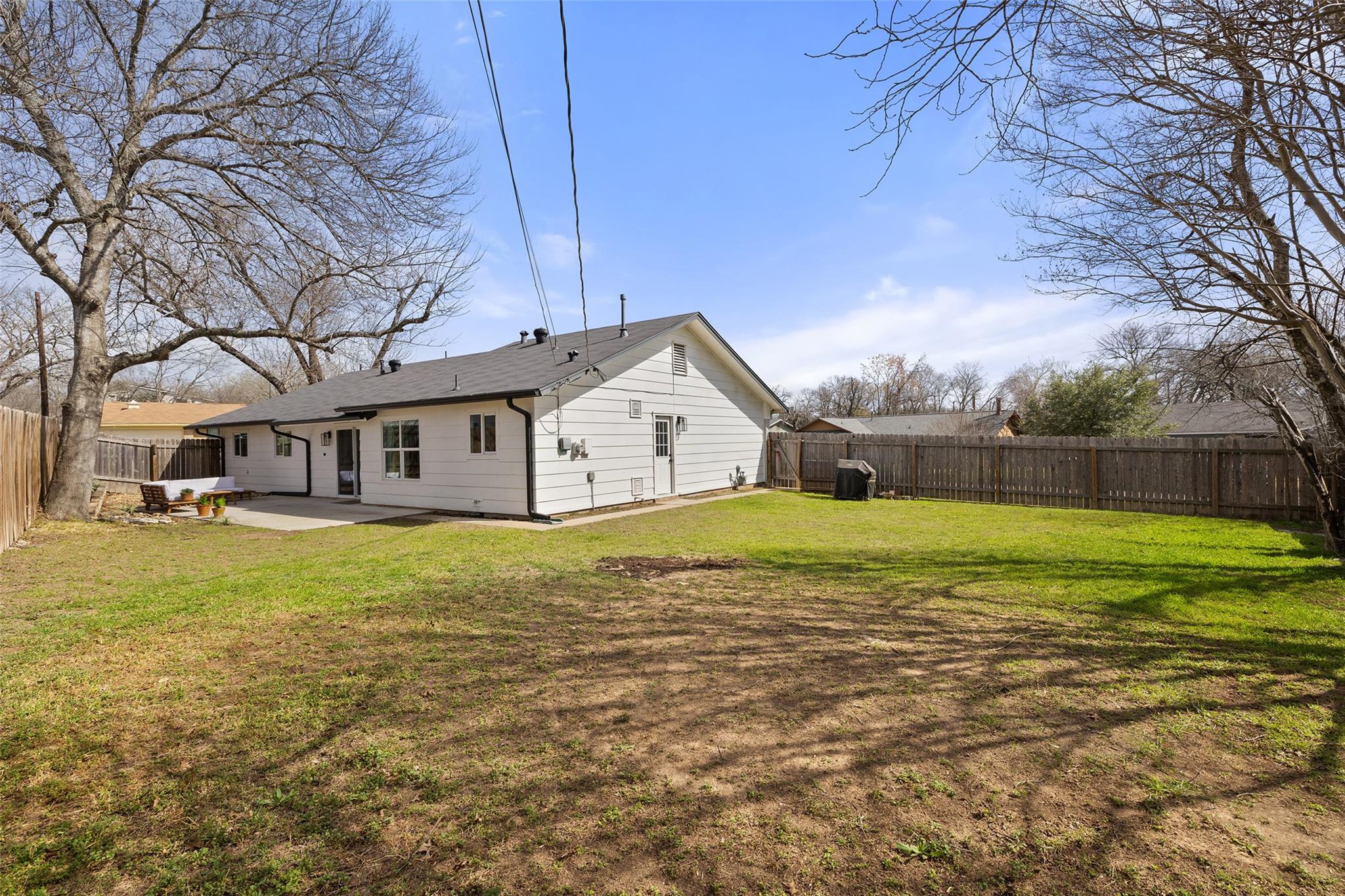 5204 Basswood Ln Property Photo 15