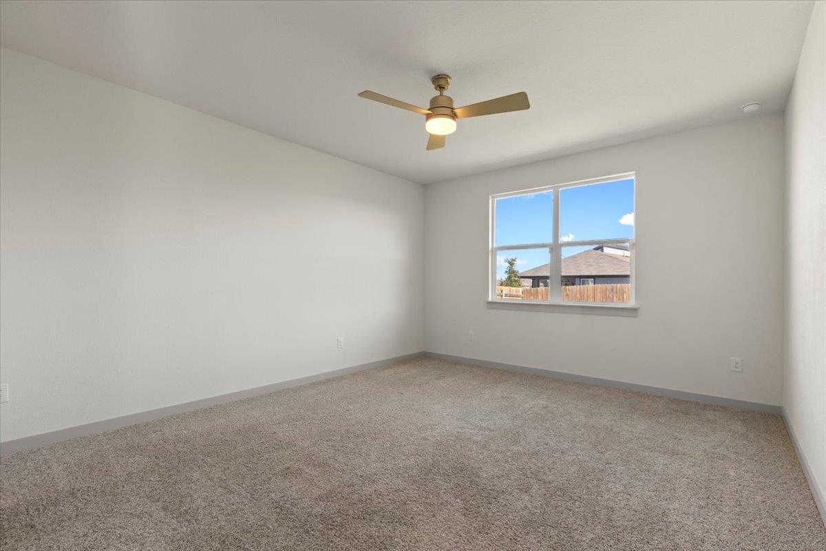 7704 Jacobean Way Property Photo 13