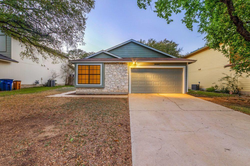 8404 Horton Trl Property Photo