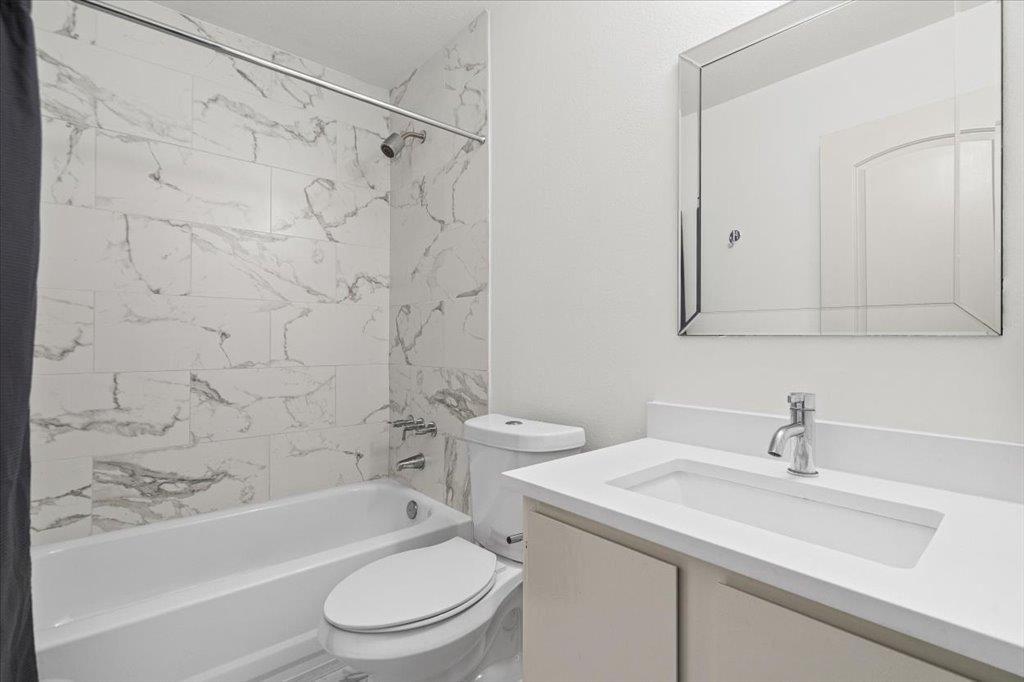 1705 Crossing Pl #114 Property Photo 18