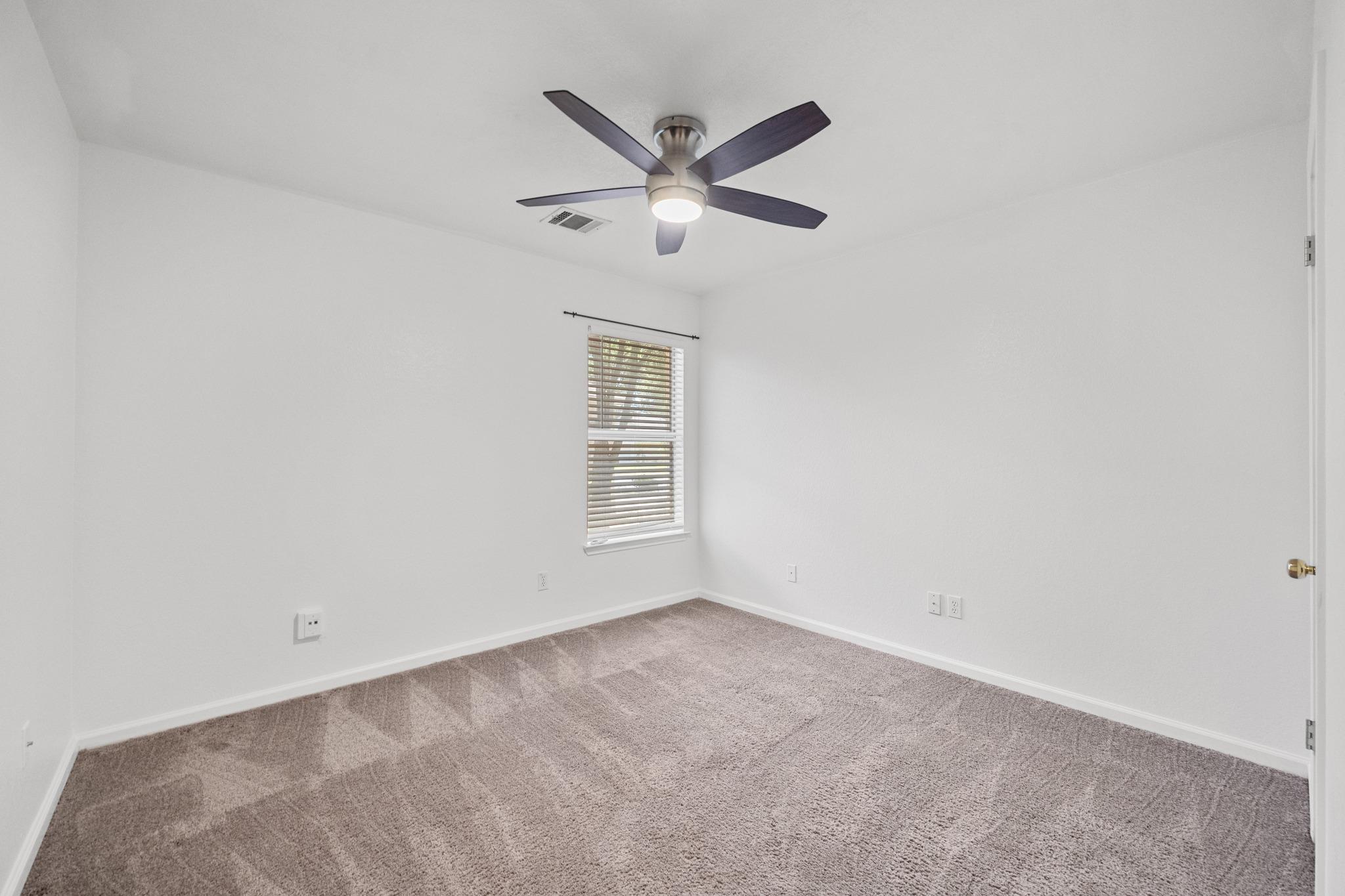 1314 Brighton Bend Ln Property Photo 12