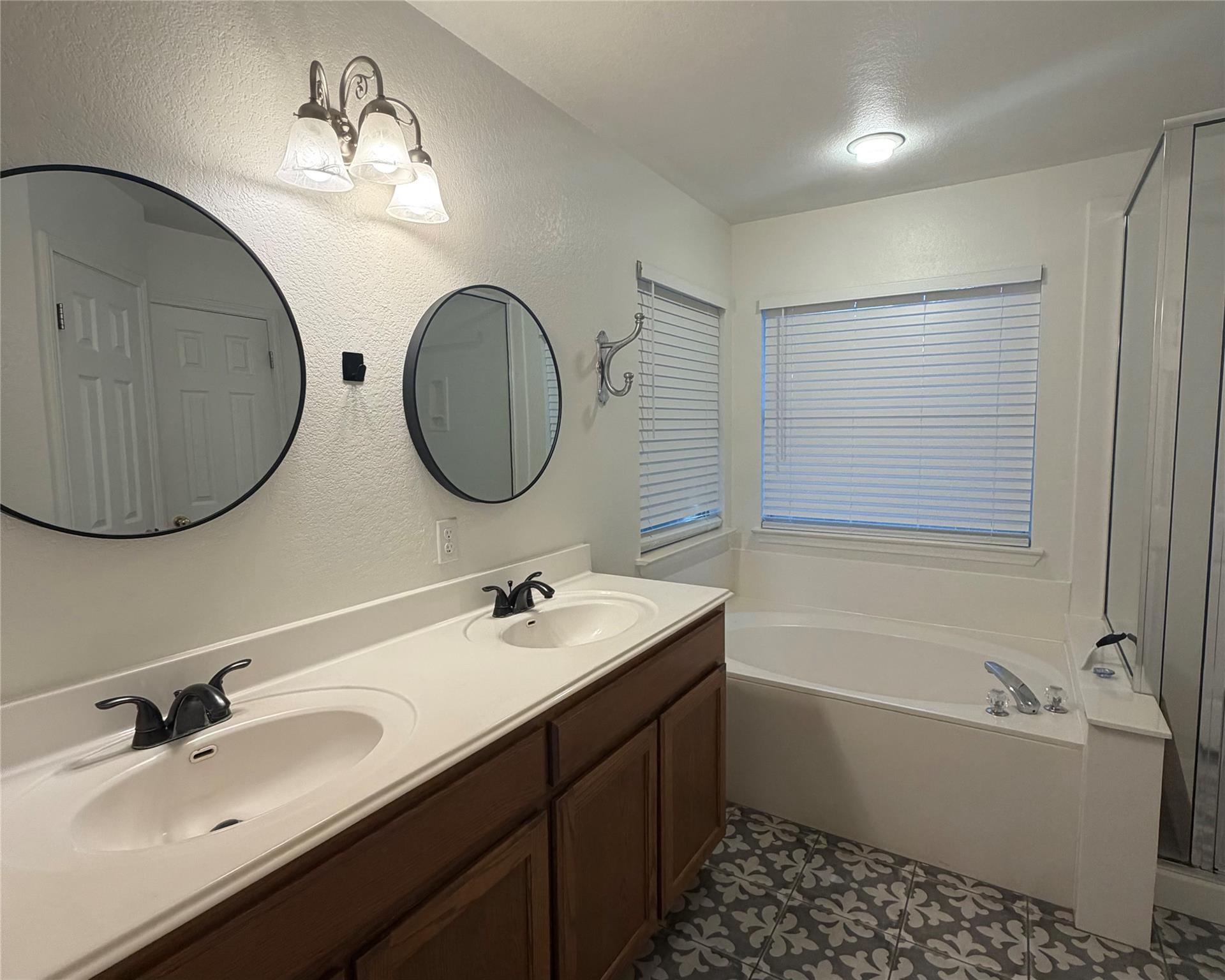 1314 Brighton Bend Ln Property Photo 27