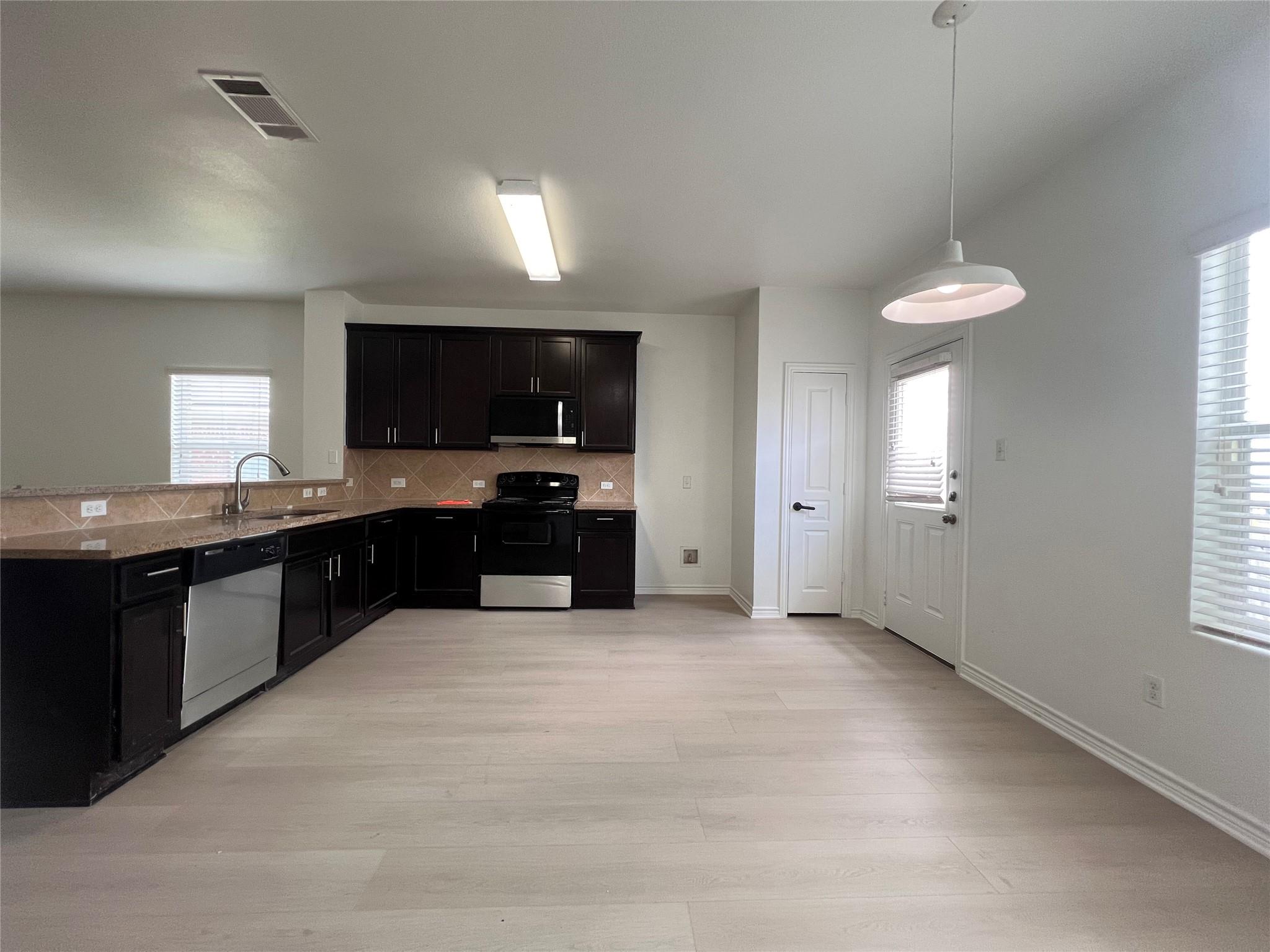 13509 Coomer Path Property Photo 18
