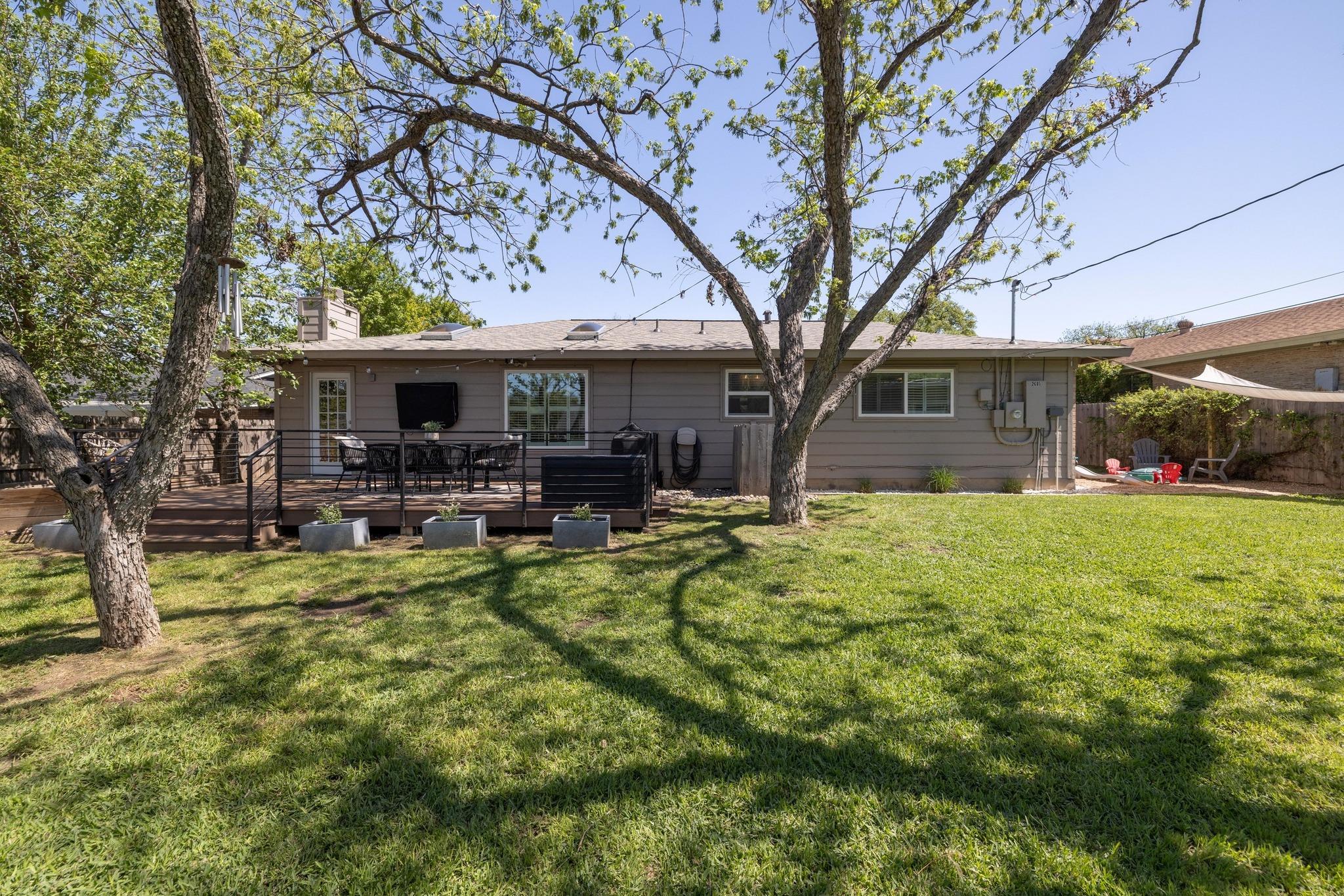 2607 Cascade Dr Property Photo 22