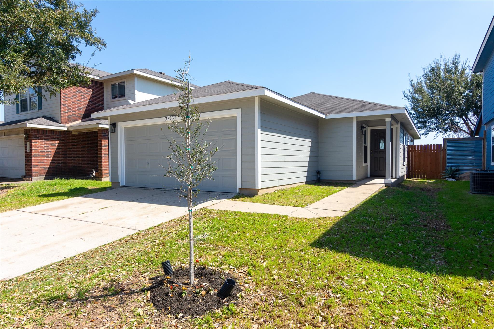 2803 Crownover St Property Photo
