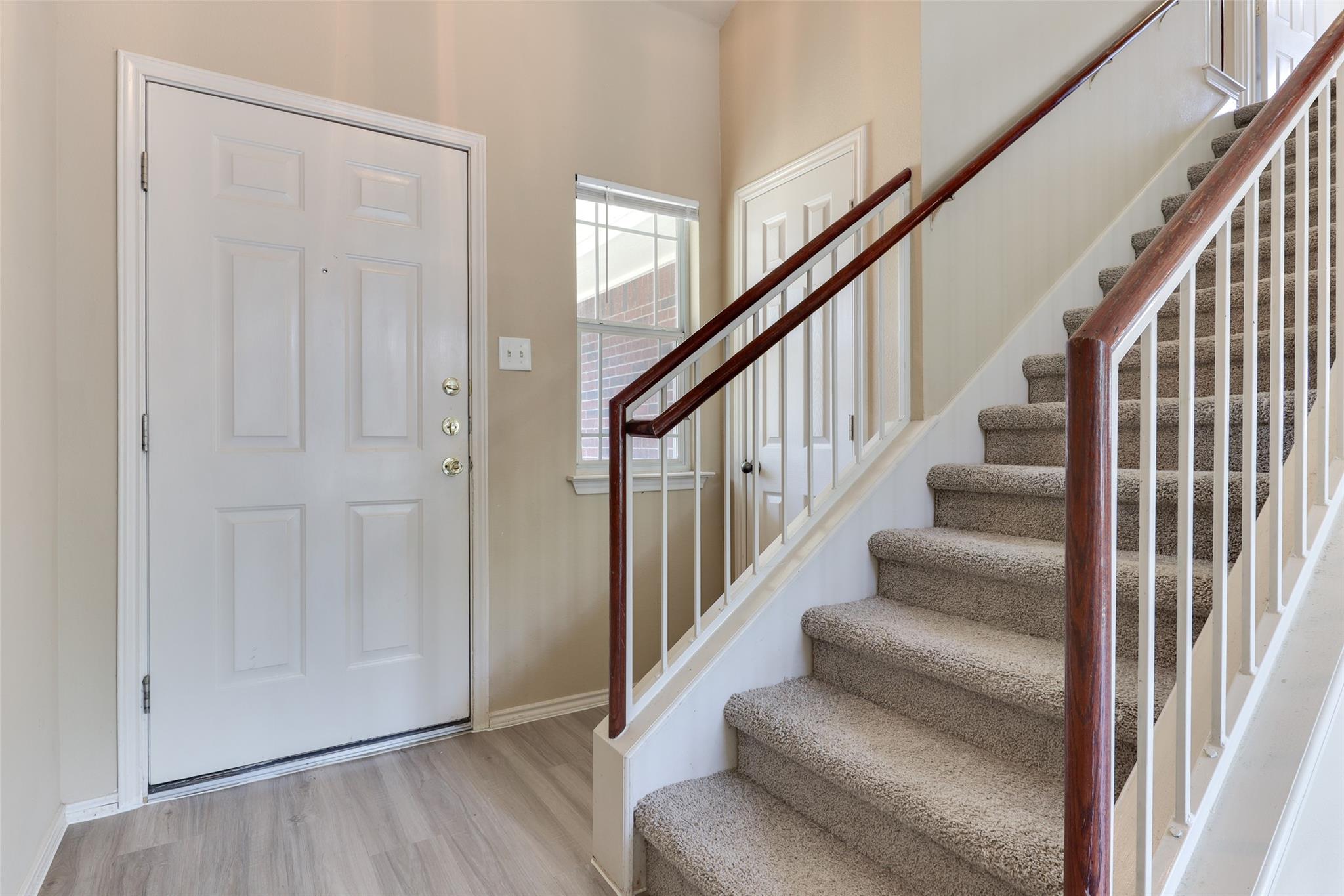 15301 Ora Ln Property Photo 3