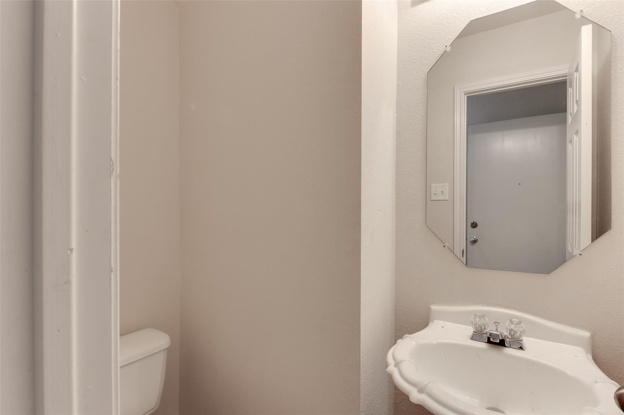 15301 Ora Ln Property Photo 7