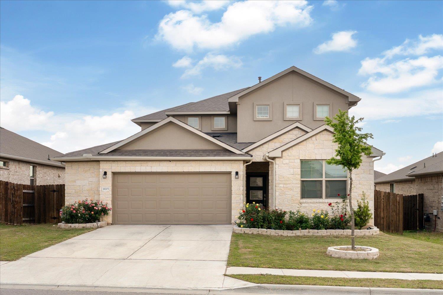18005 Umberto Dr Property Photo 3
