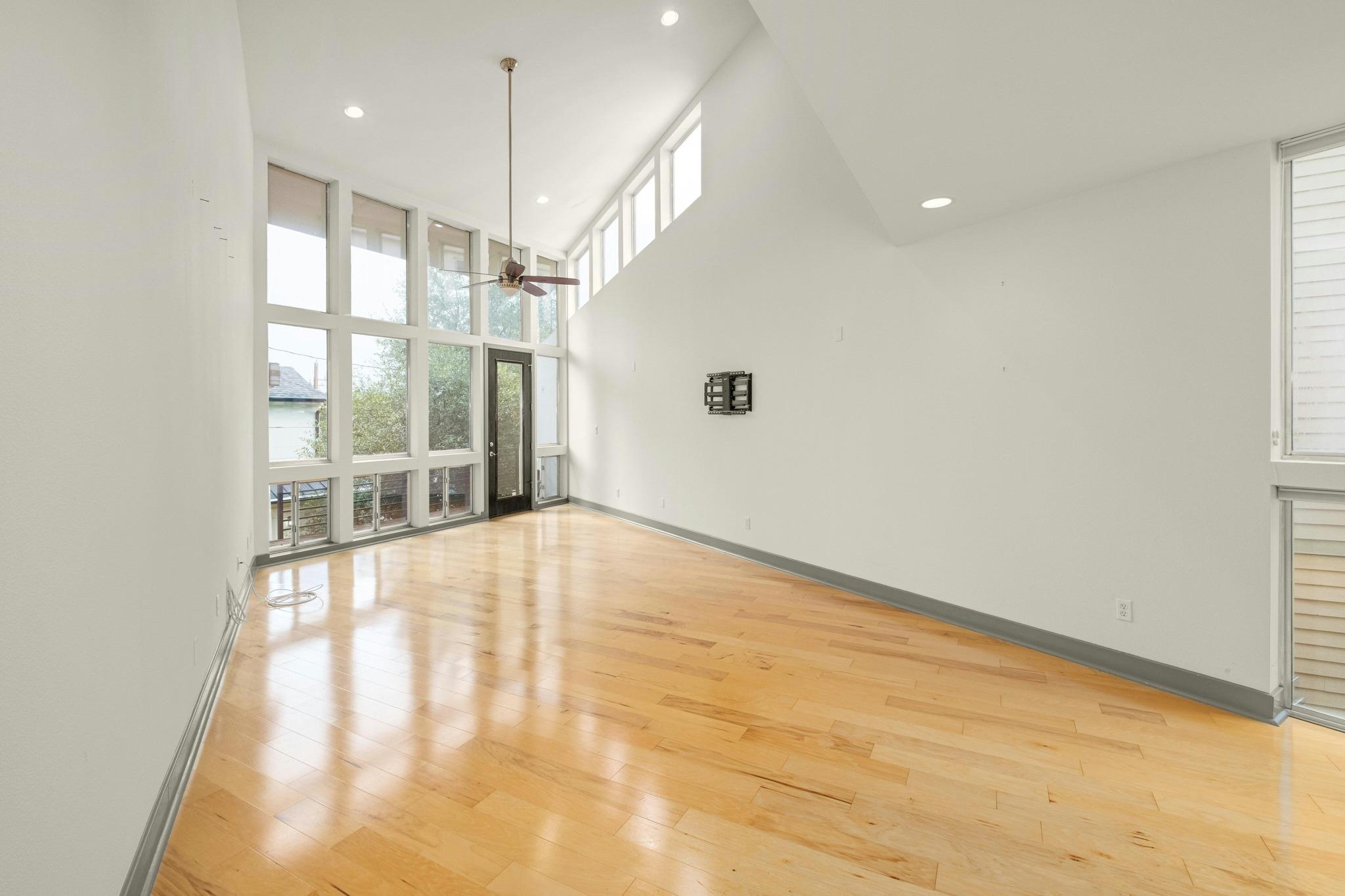 1314 Norwalk Ln #b Property Photo 1