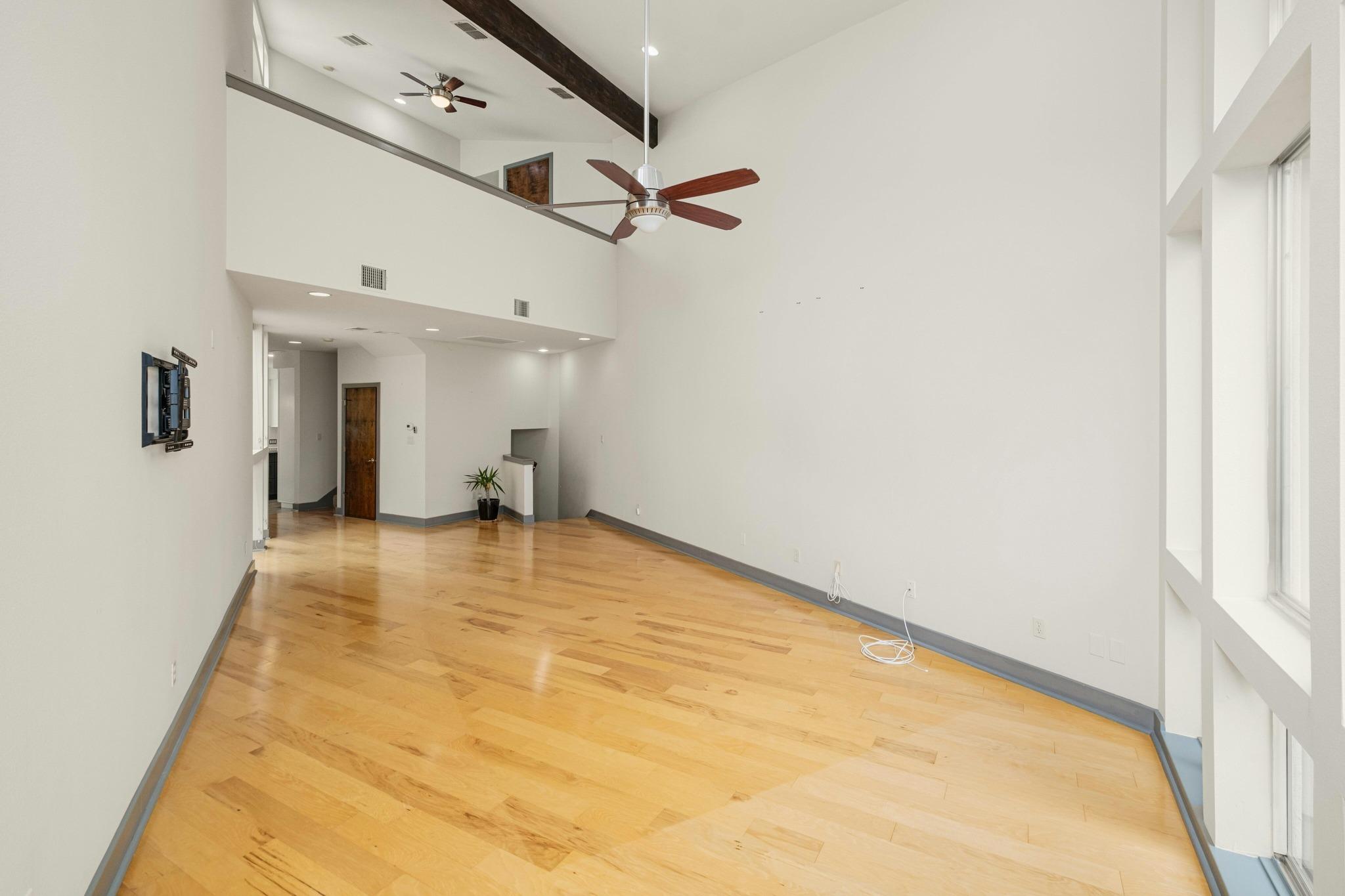 1314 Norwalk Ln #b Property Photo 2