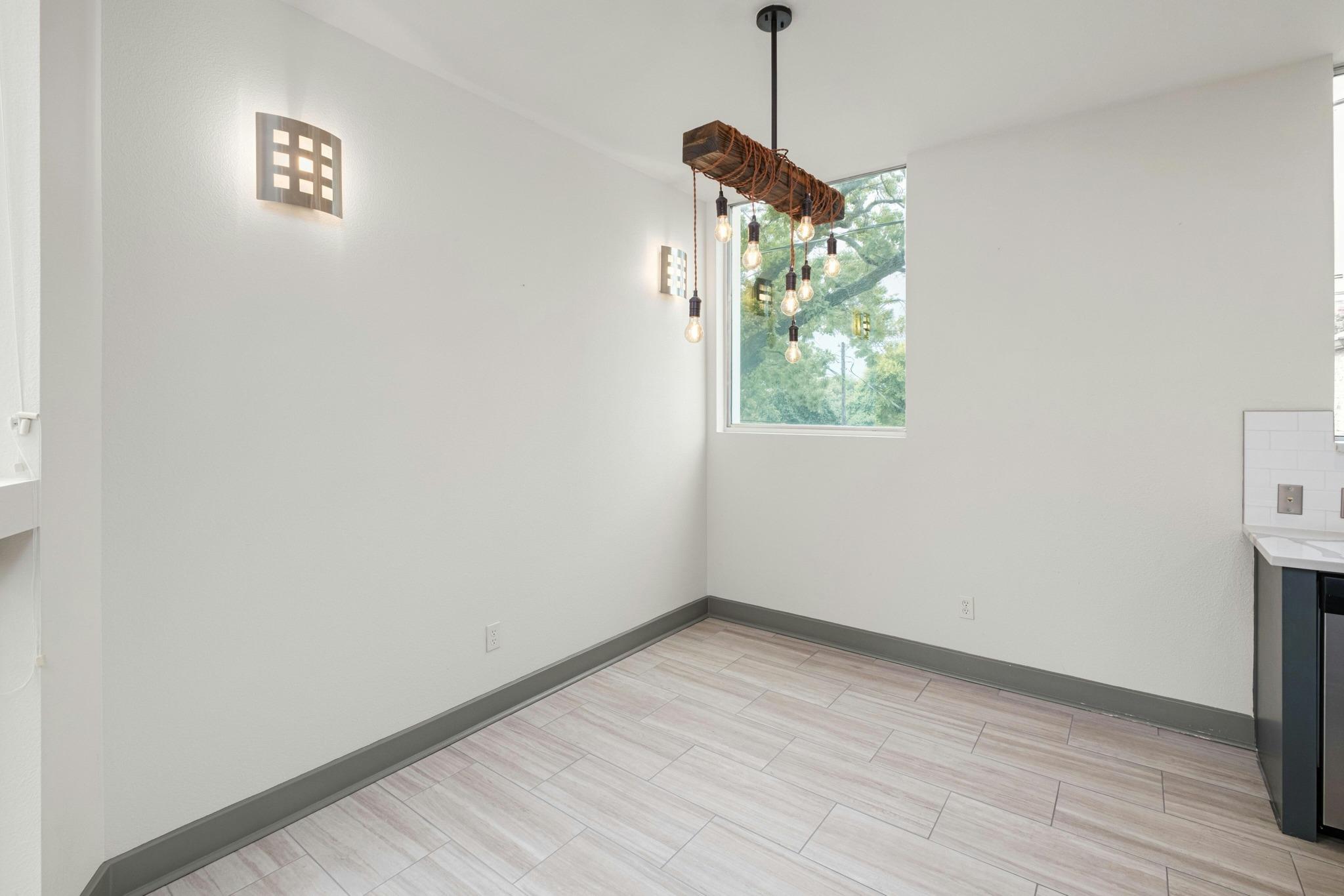 1314 Norwalk Ln #b Property Photo 8