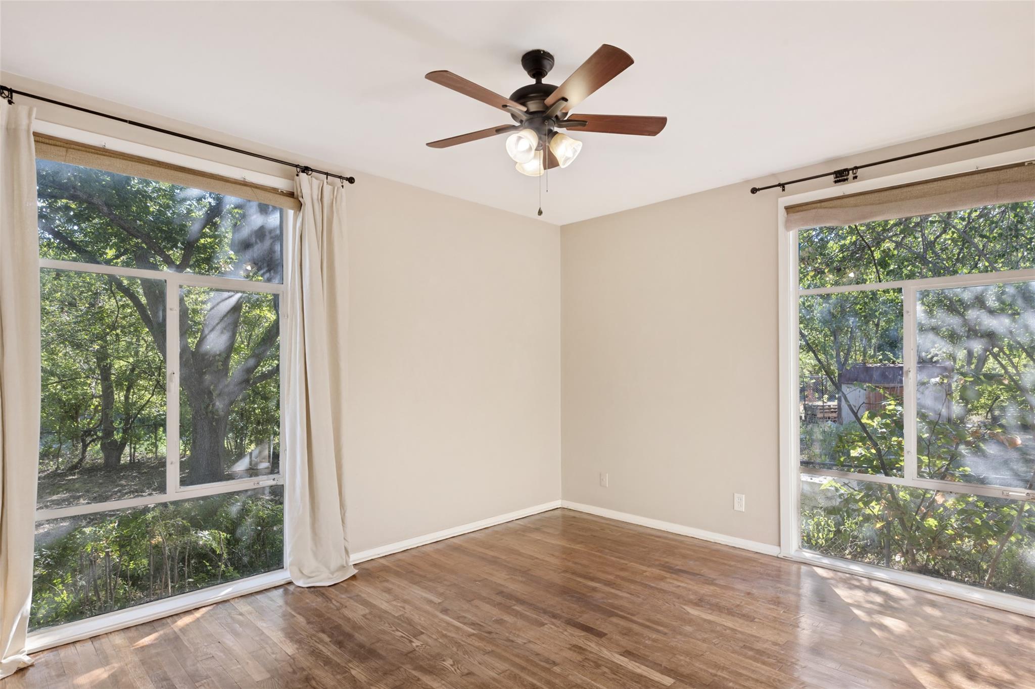 1405 Broadmoor Dr Property Photo 14