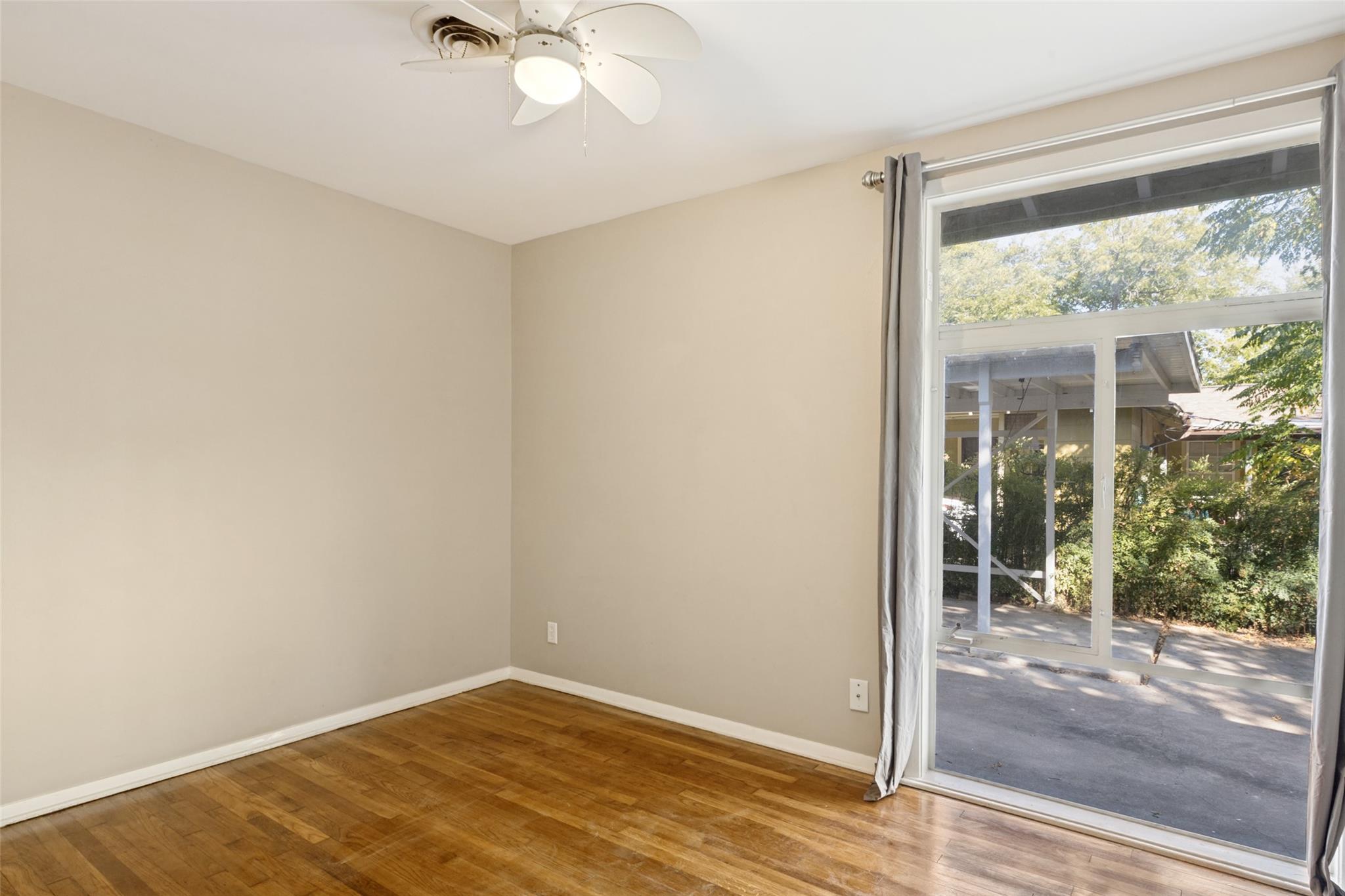 1405 Broadmoor Dr Property Photo 20