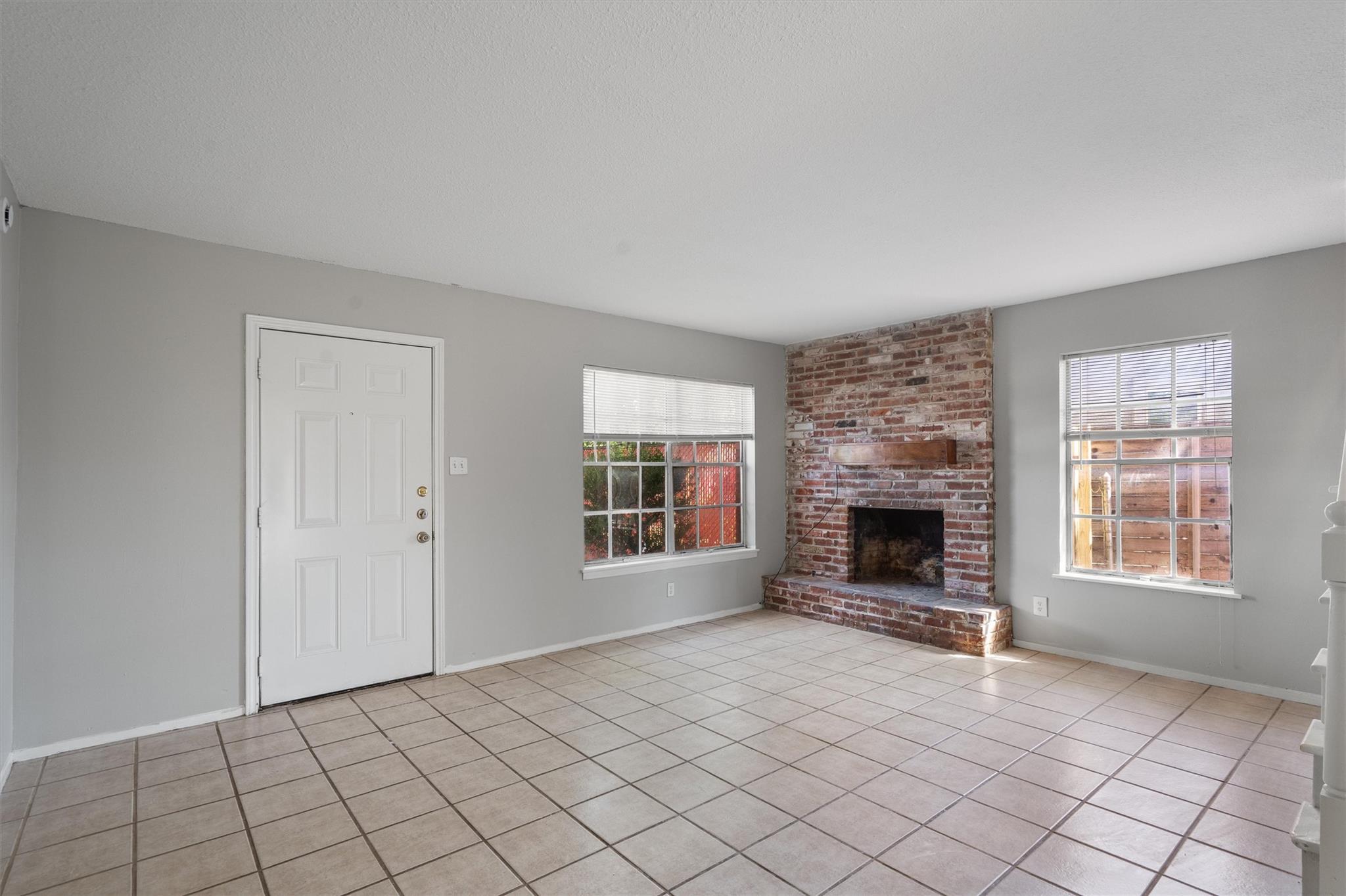 5800 Belmoor Dr #a Property Photo 7