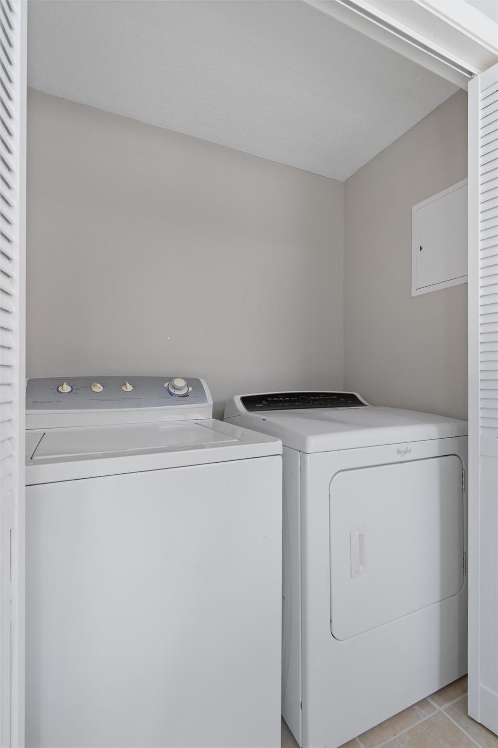 5800 Belmoor Dr #a Property Photo 15