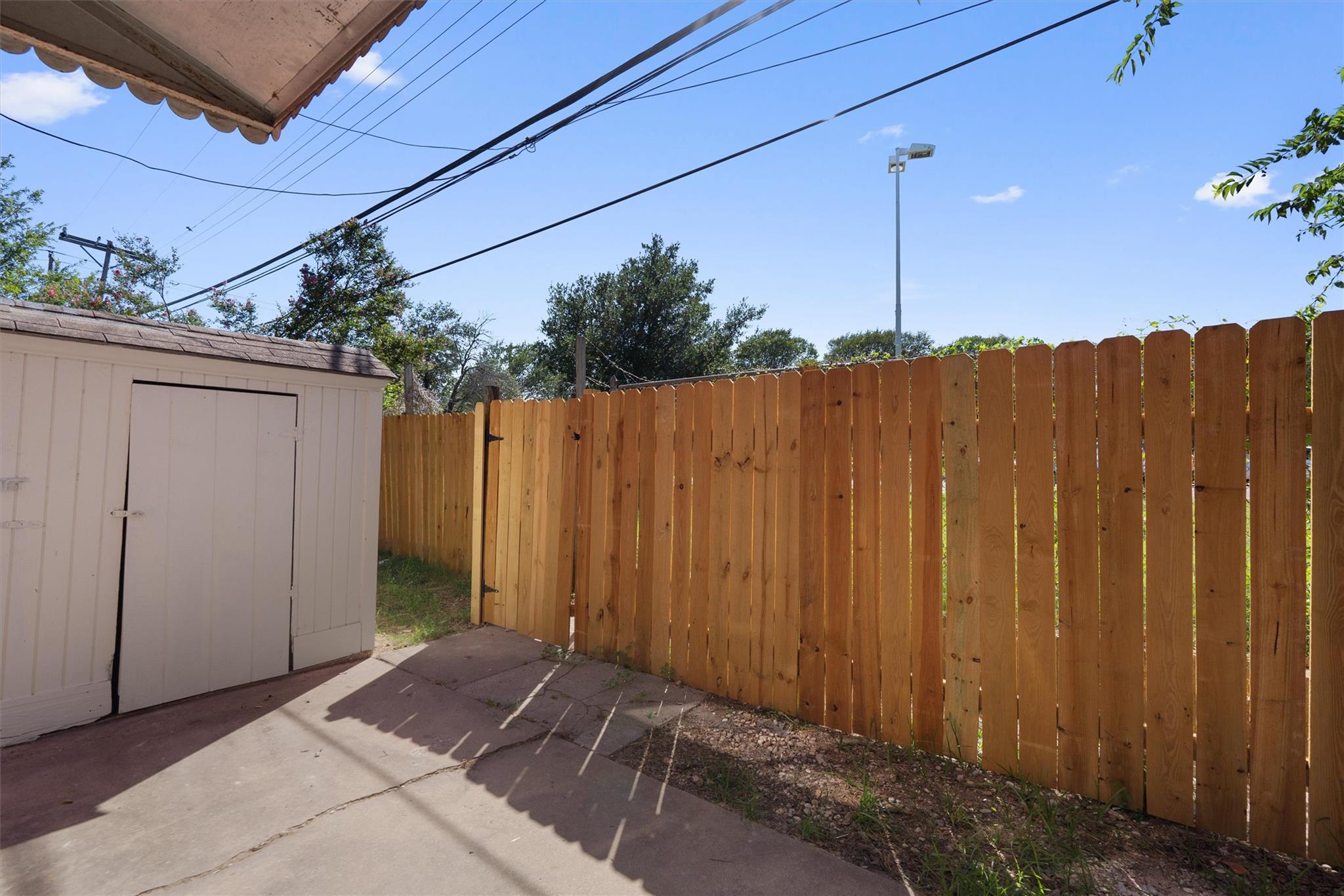 5800 Belmoor Dr #a Property Photo 25