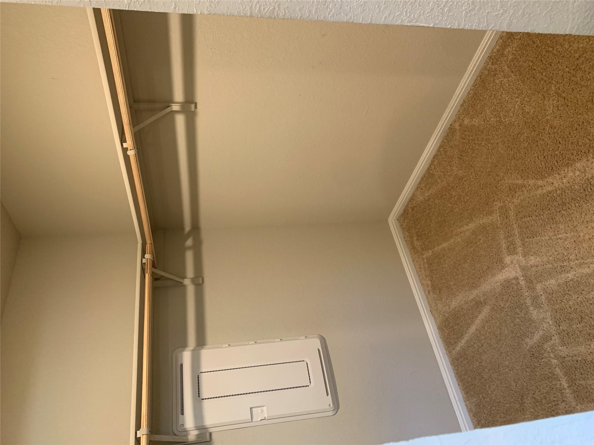 211 Hamilton Pool Ln Property Photo 12