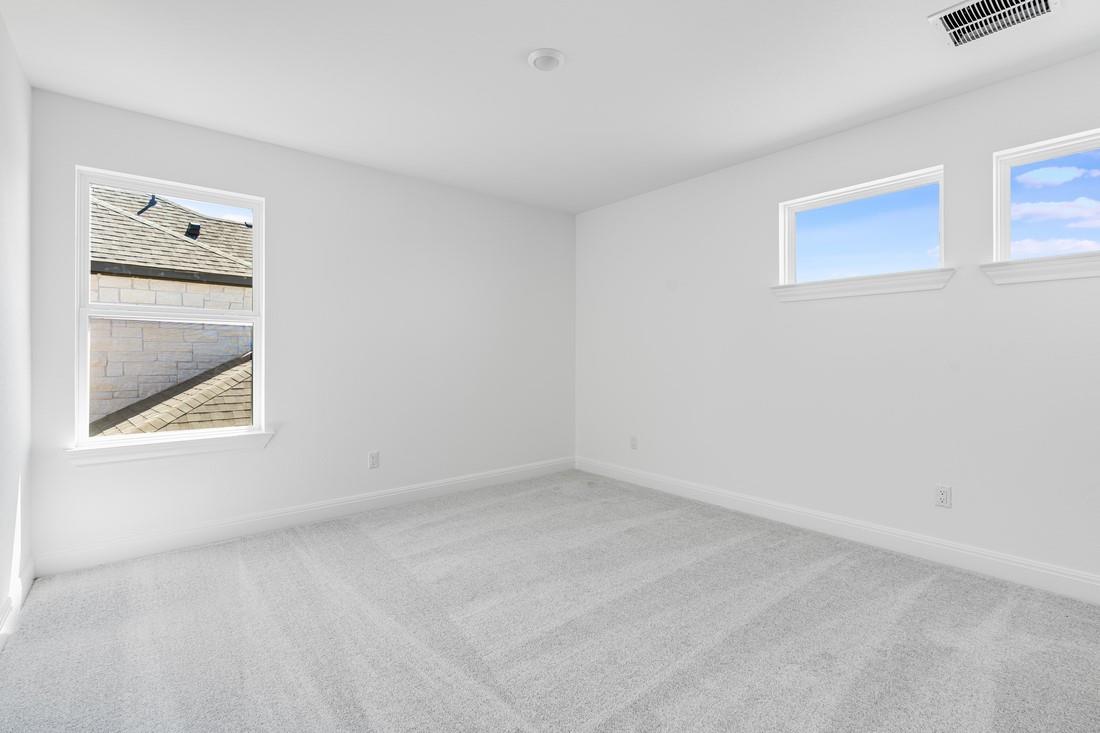 486 Jackson River Loop Property Photo 8