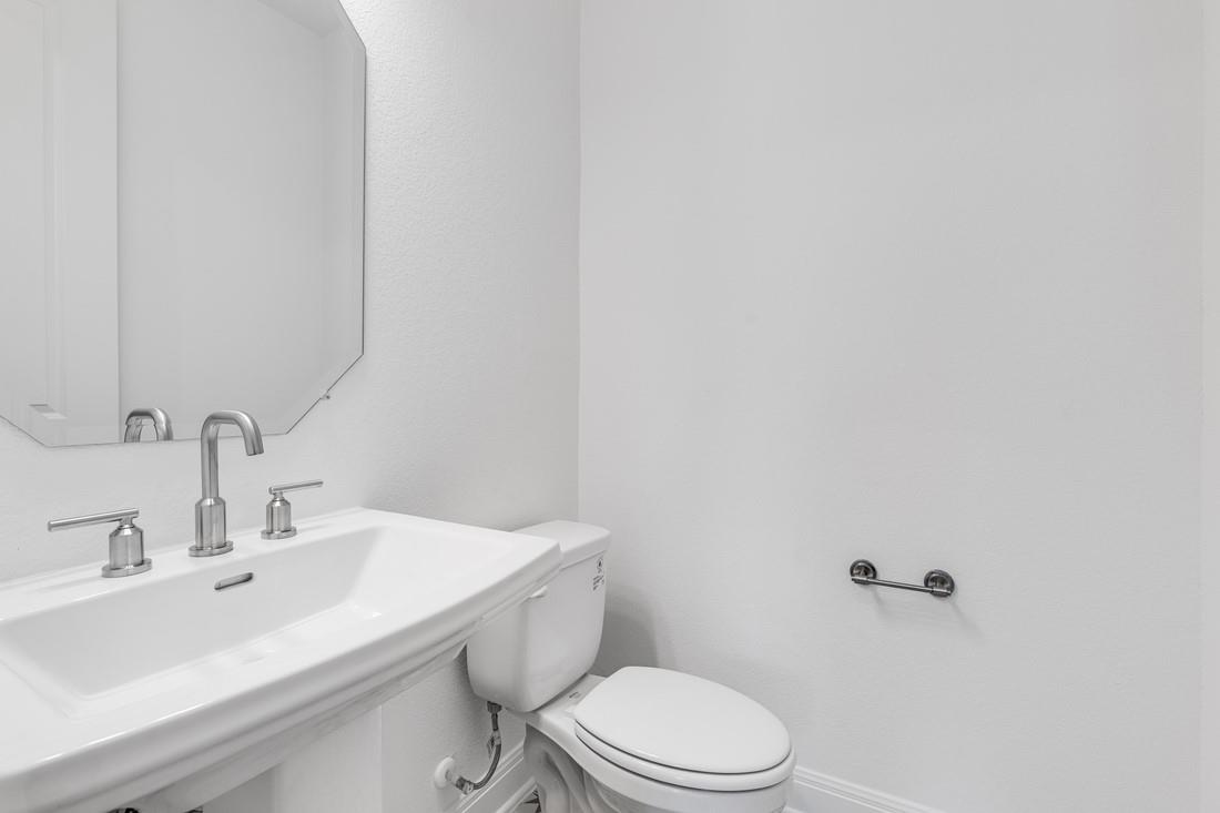 486 Jackson River Loop Property Photo 14