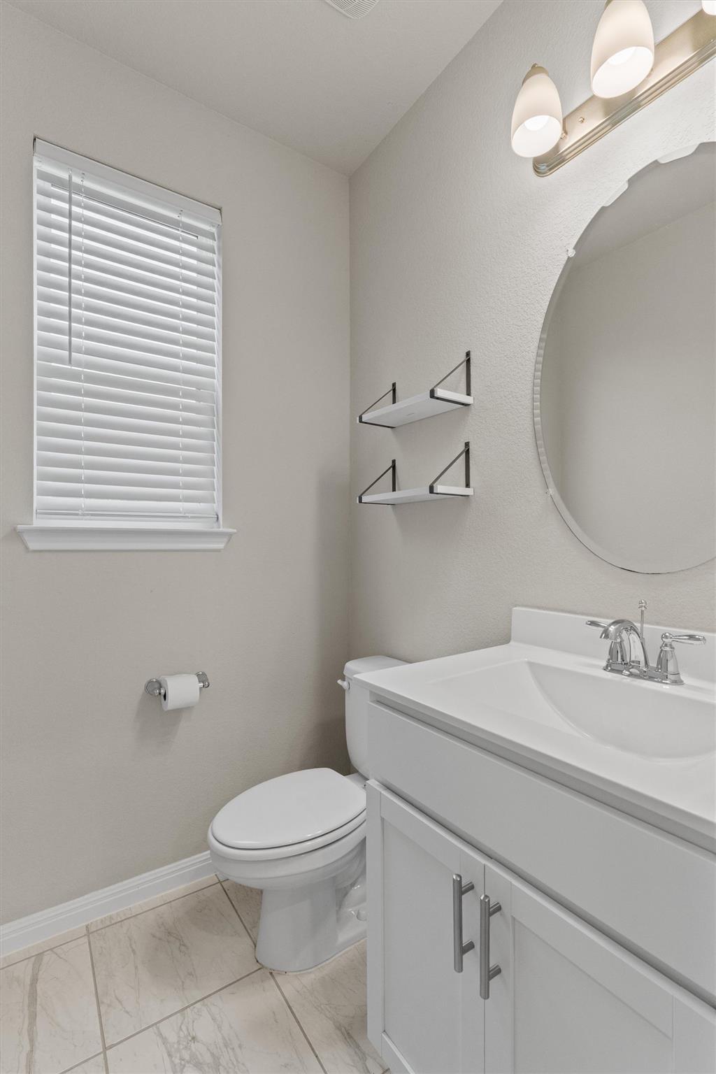 8809a Whitter Dr Property Photo 12