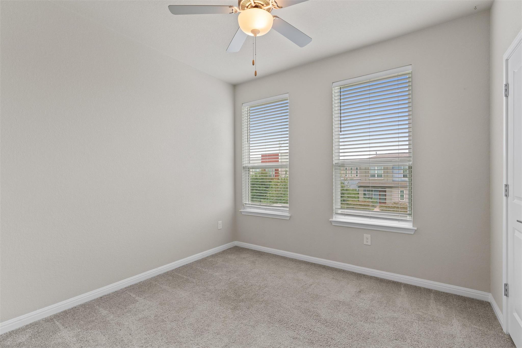 8809a Whitter Dr Property Photo 18