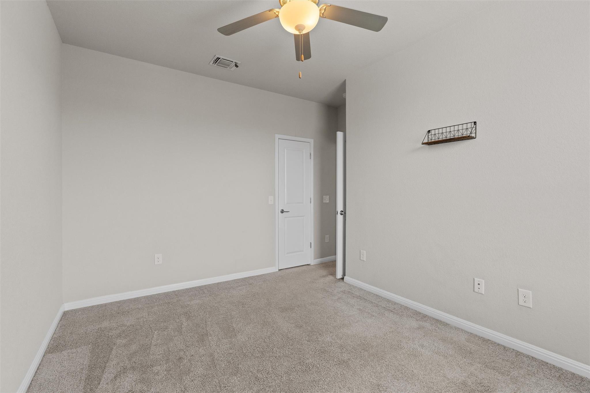 8809a Whitter Dr Property Photo 22