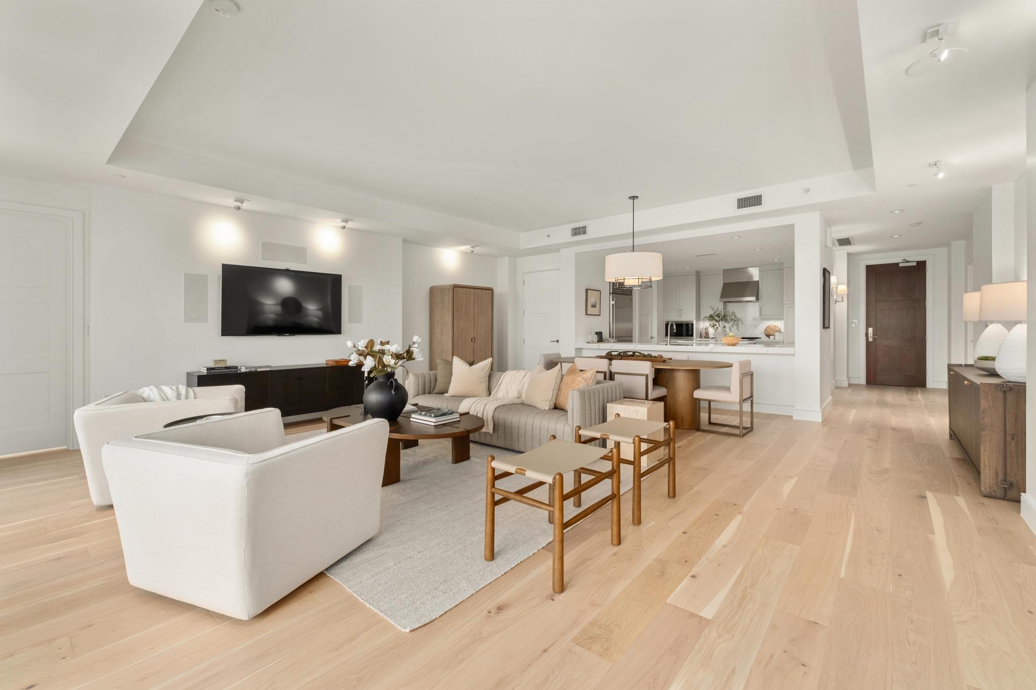 98 San Jacinto Blvd #1109 Property Photo 4