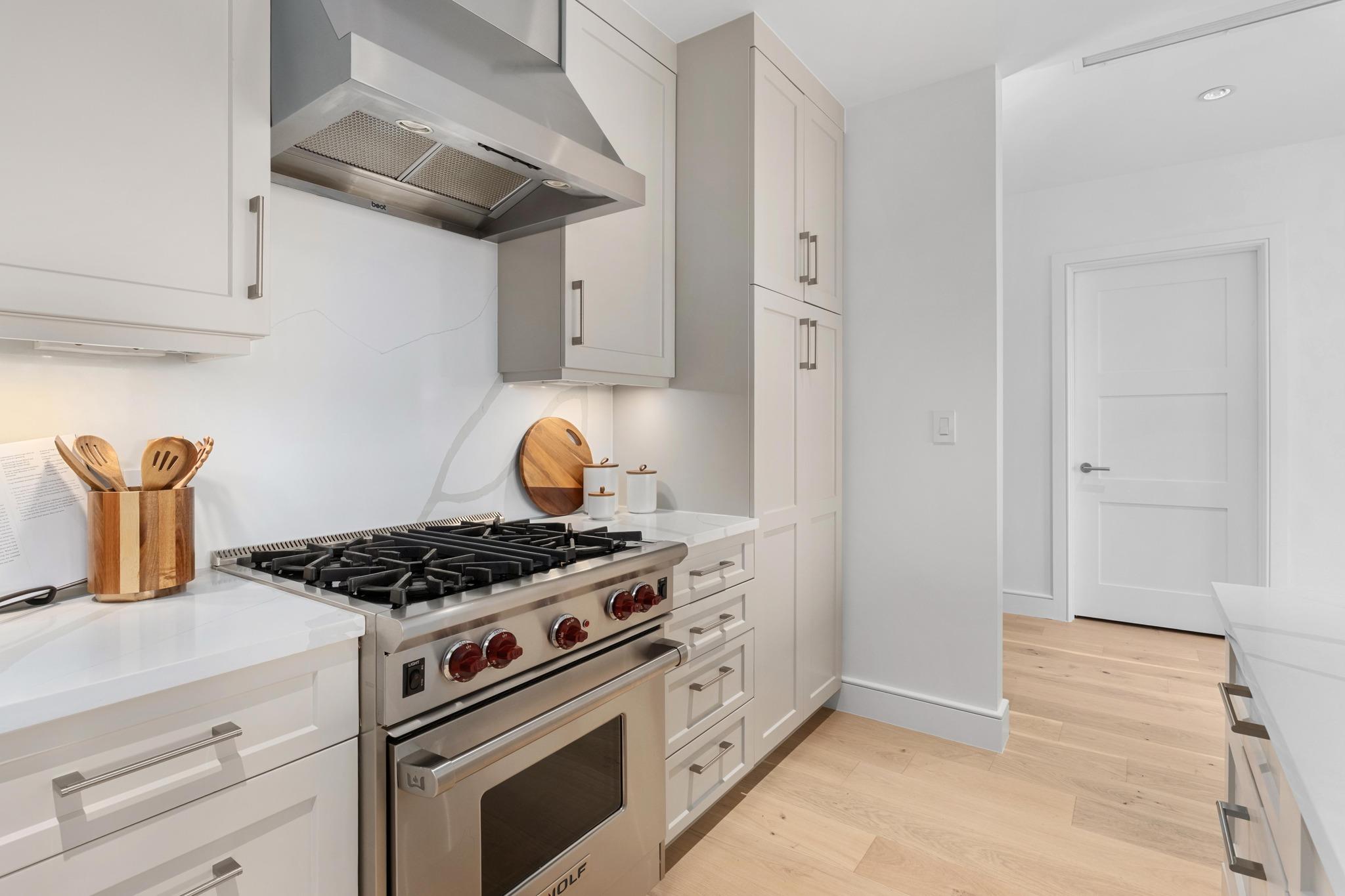 98 San Jacinto Blvd #1109 Property Photo 7