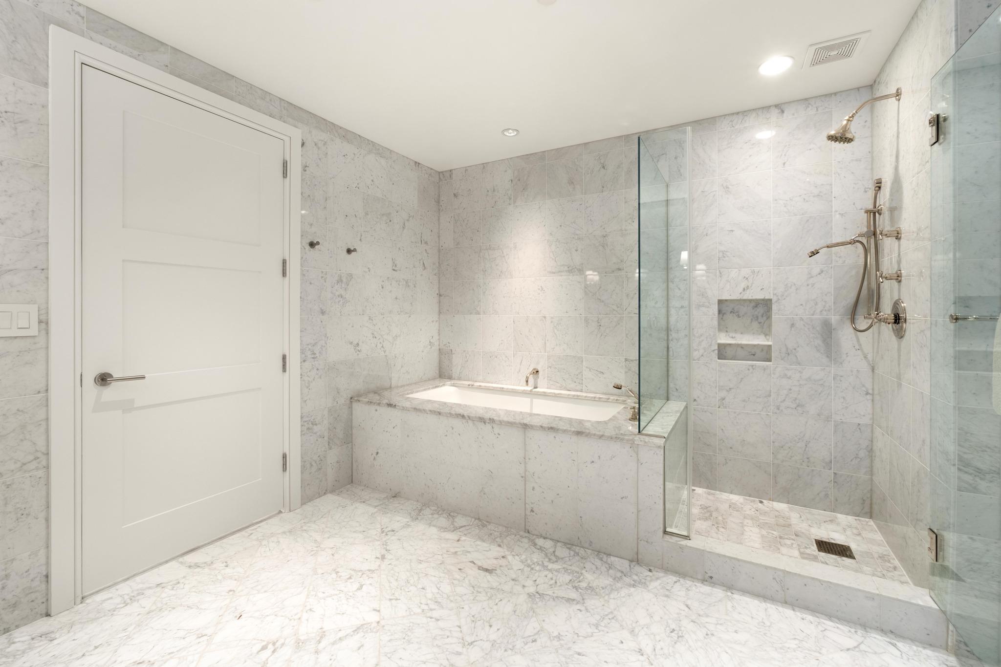 98 San Jacinto Blvd #1109 Property Photo 12