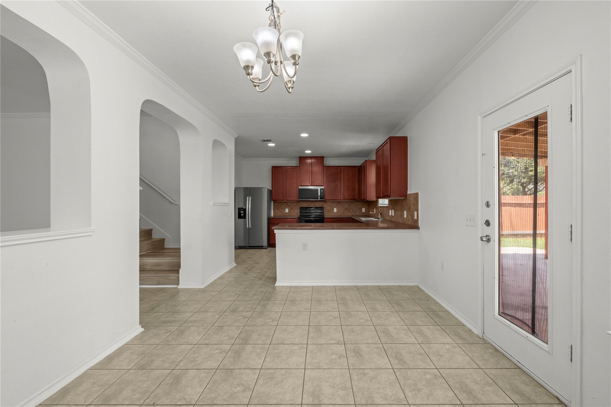10909 Helms Deep Dr Property Photo 8