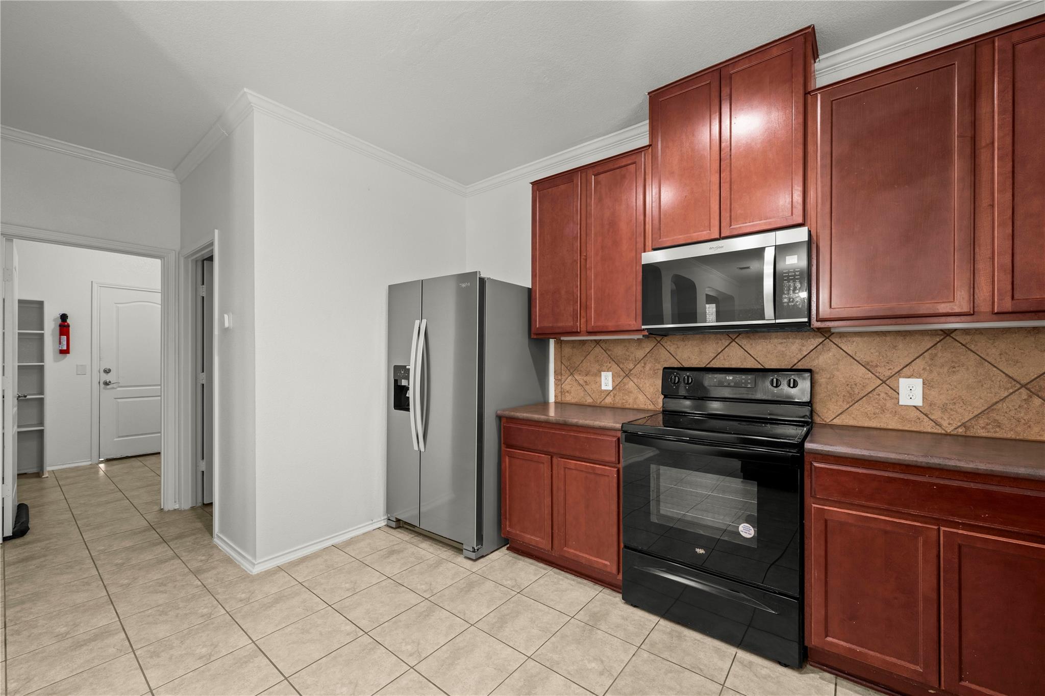 10909 Helms Deep Dr Property Photo 10