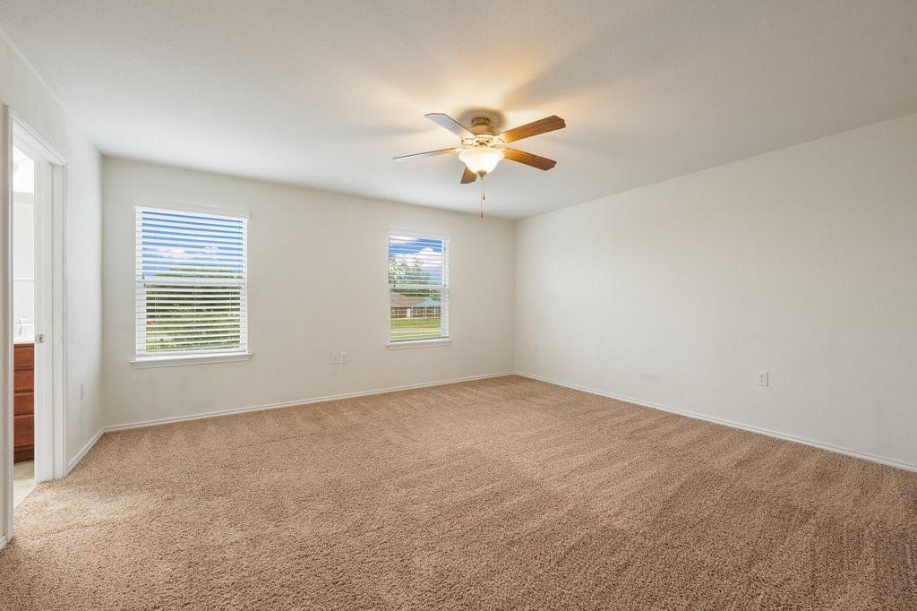 10909 Helms Deep Dr Property Photo 16