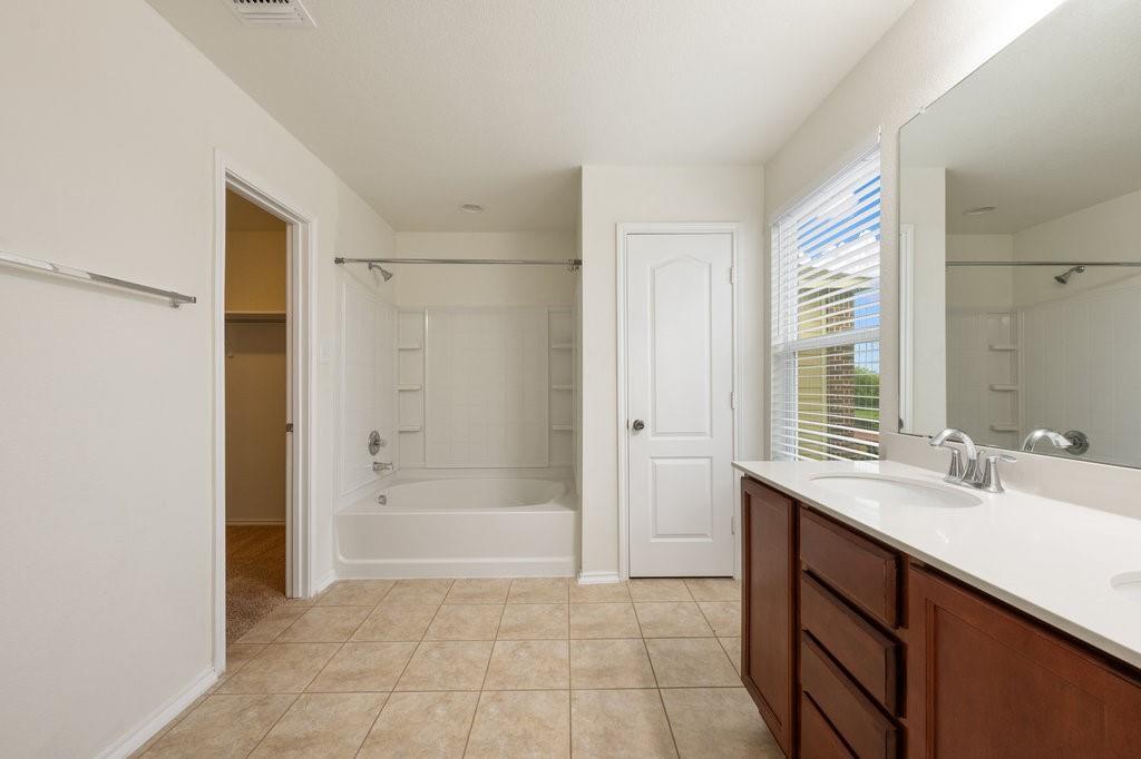 10909 Helms Deep Dr Property Photo 19