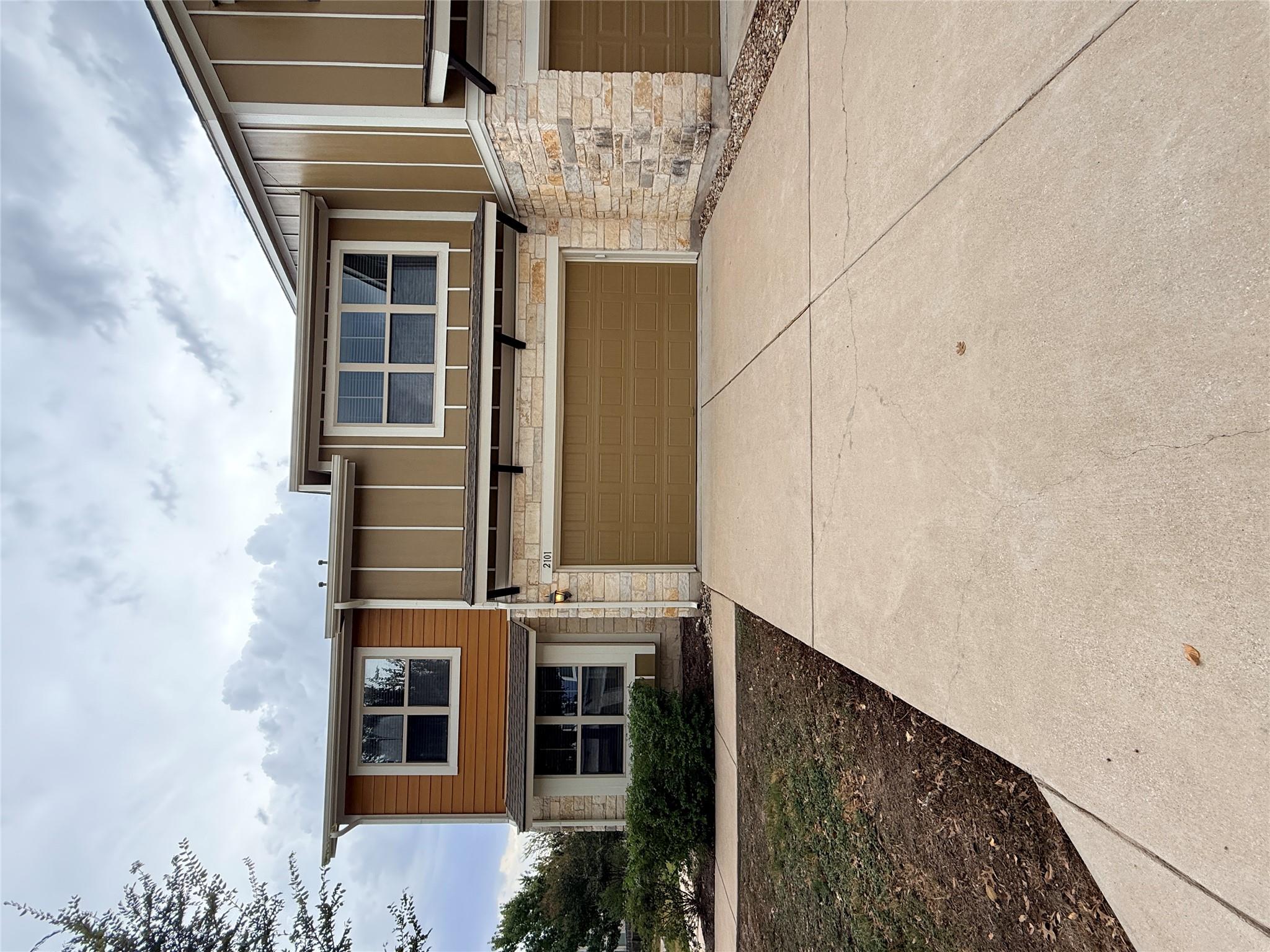 1620 Bryant Dr #2101 Property Photo 1
