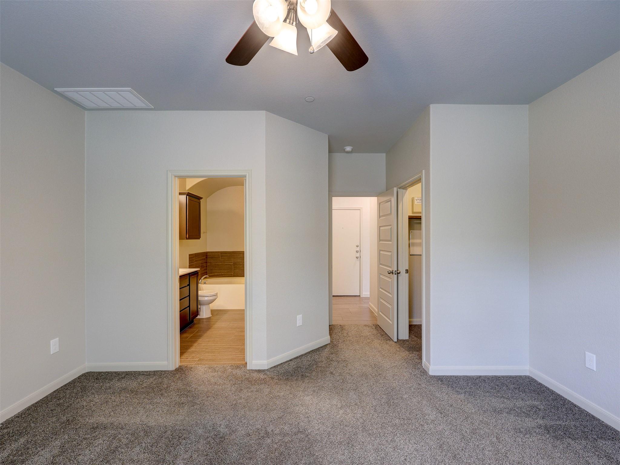 1620 Bryant Dr #2101 Property Photo 17