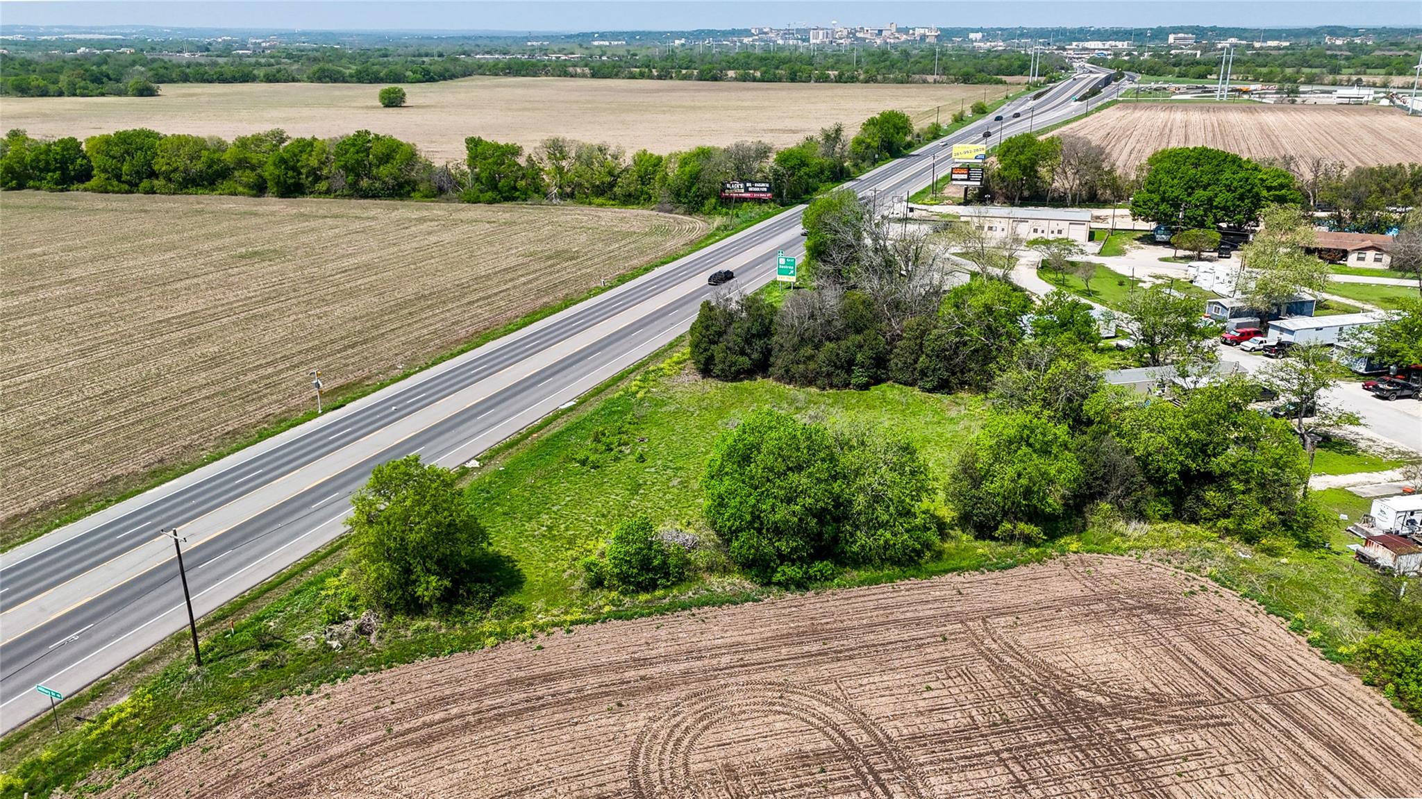 1645 Highway 80 Property Photo 6