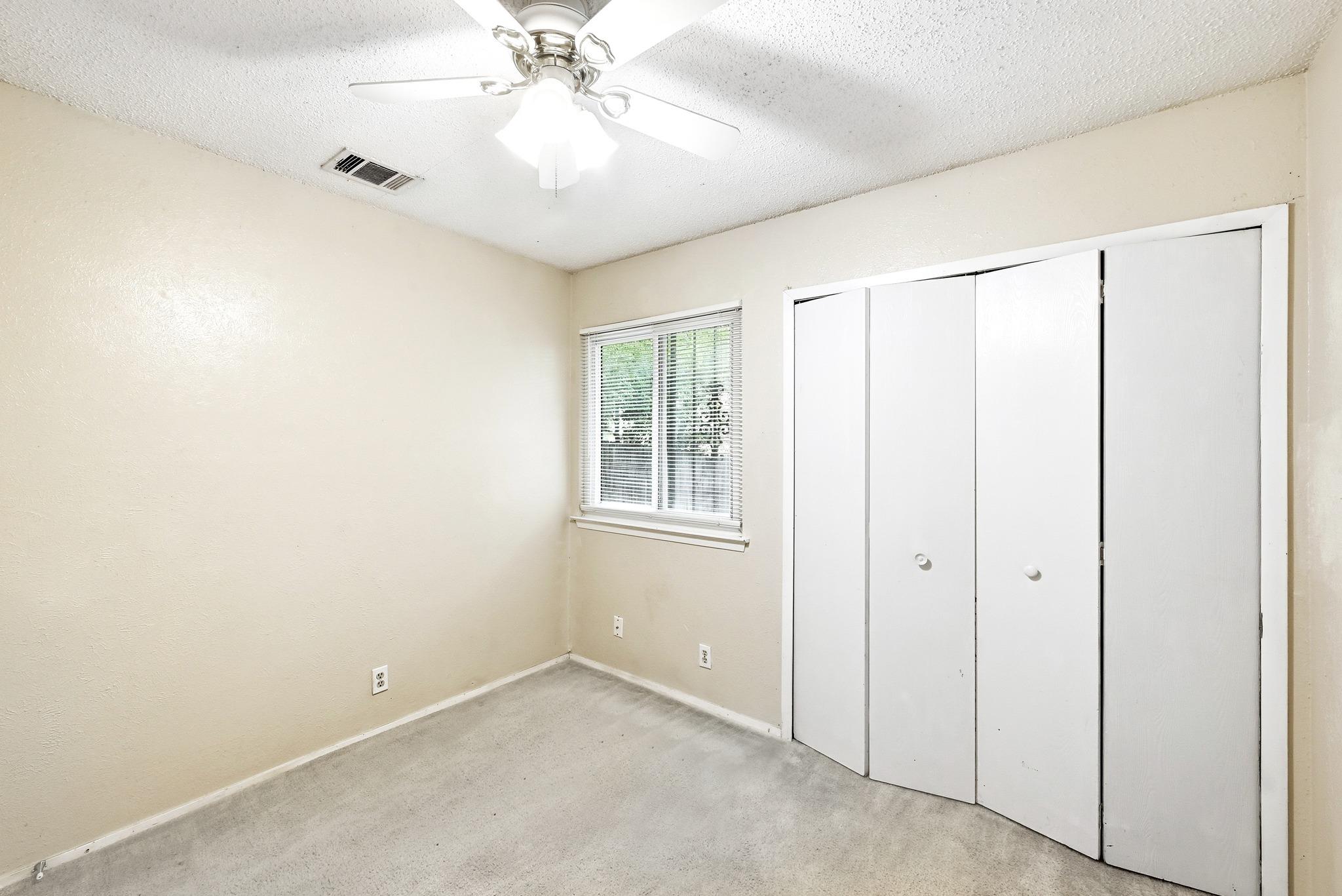 10604 Lanshire Dr #a Property Photo 15