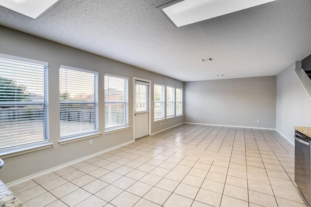1001 Howell Terrace Pl Property Photo 10