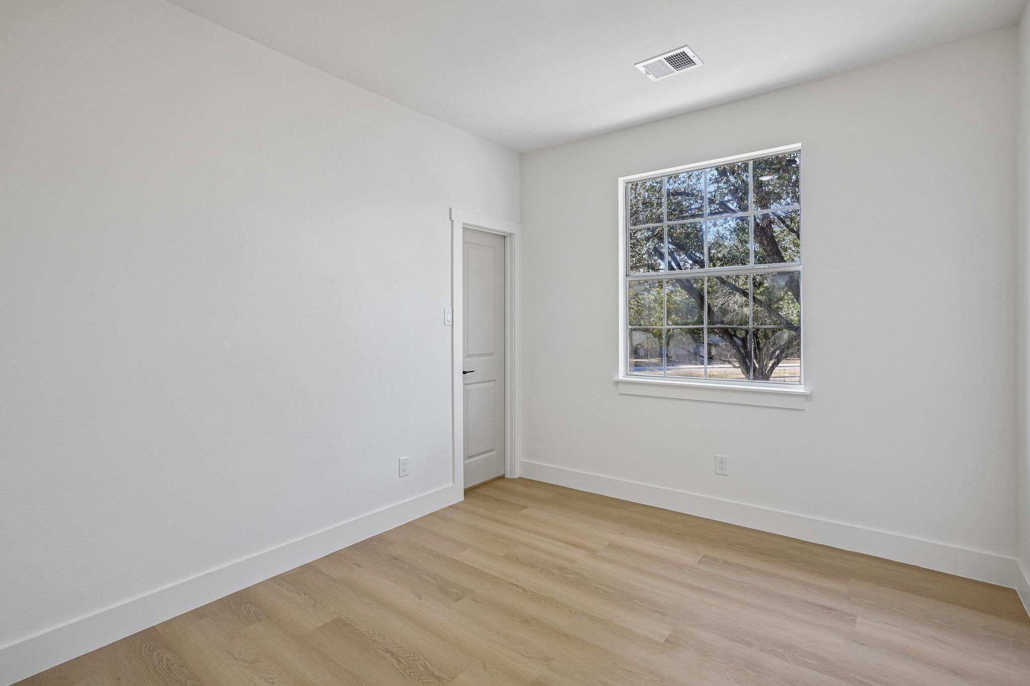 16300 Suzi Cv Property Photo 24