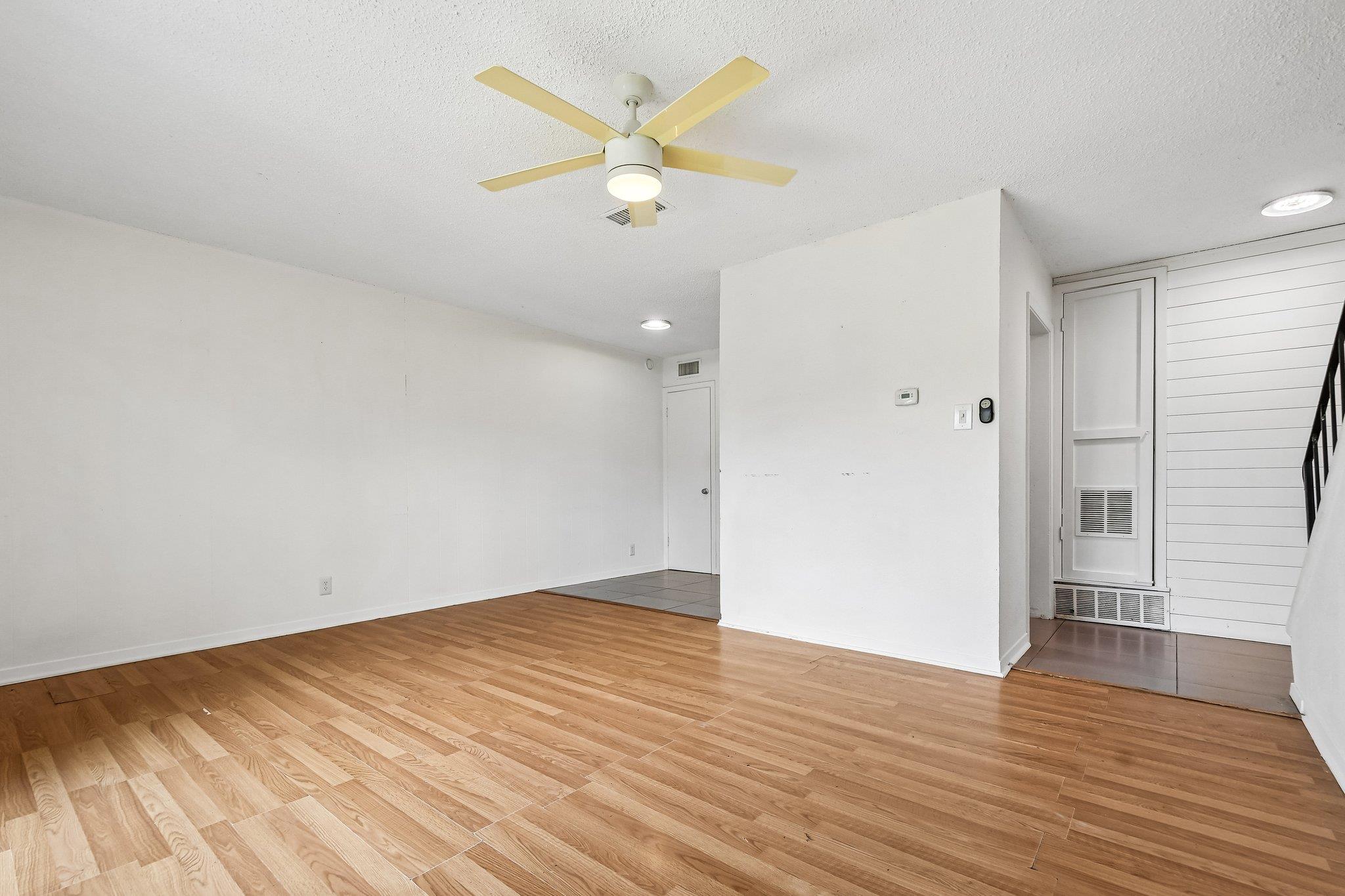 2301 Mission Hill Dr #104 Property Photo 6