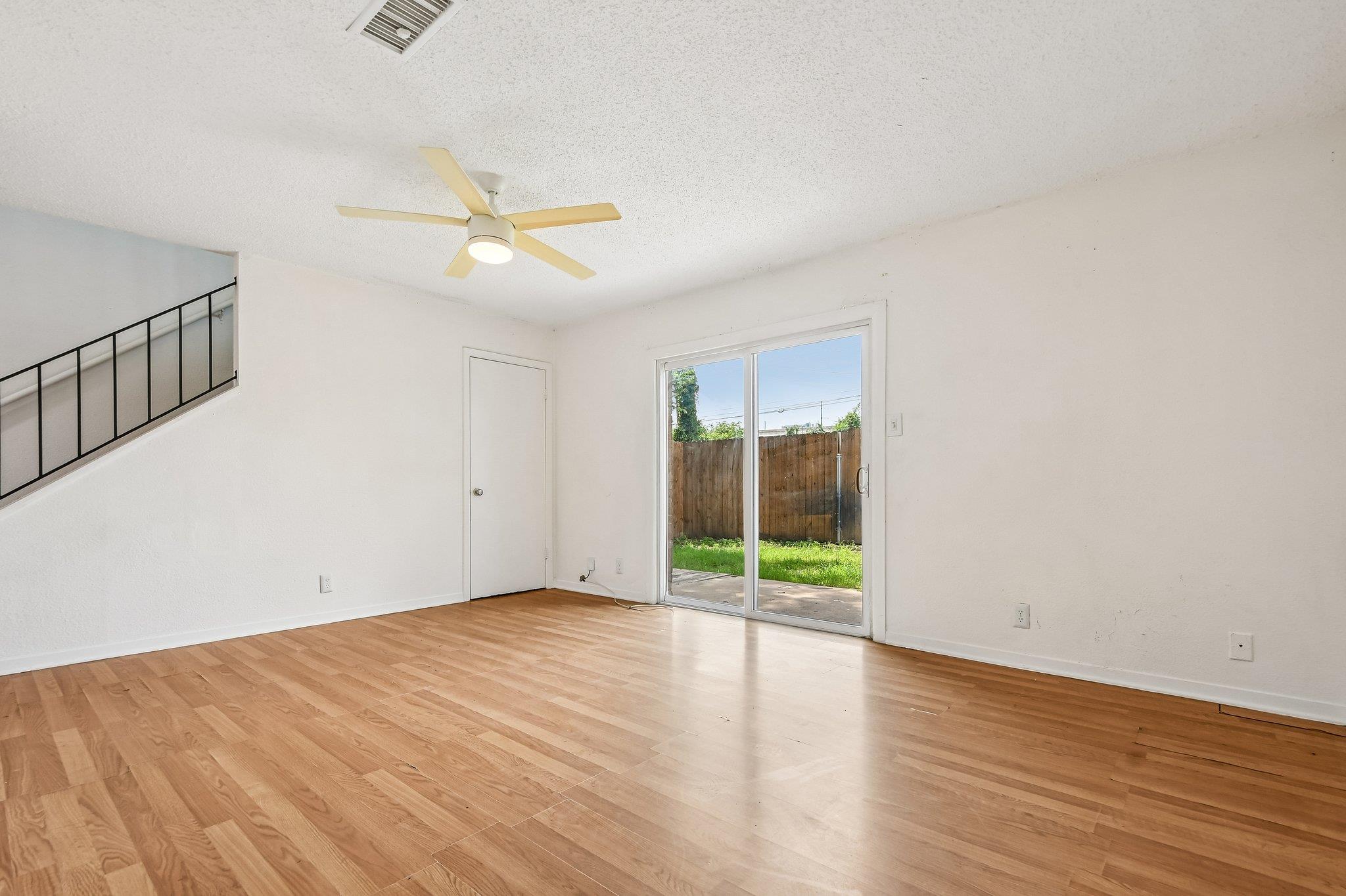 2301 Mission Hill Dr #104 Property Photo 7