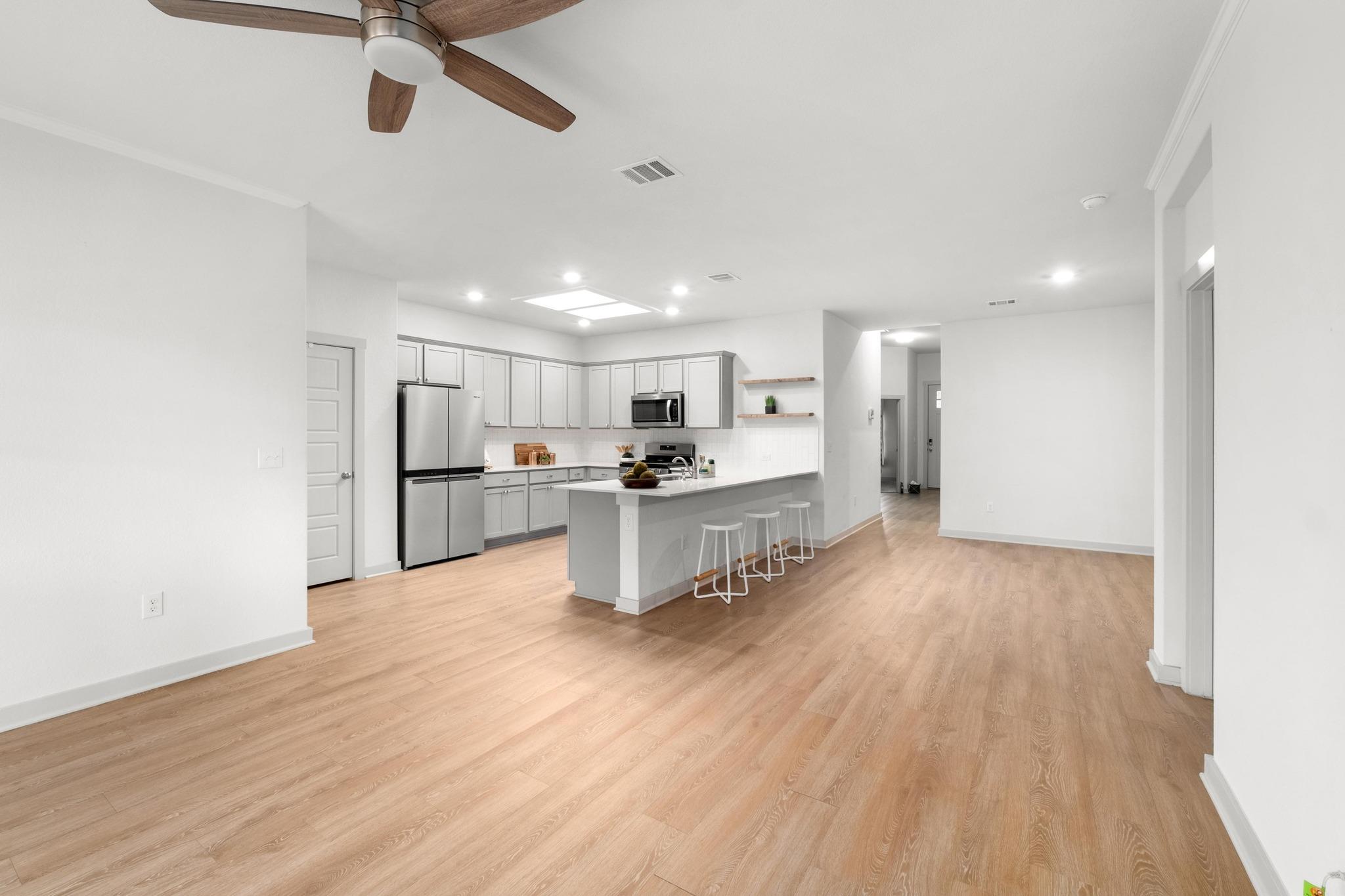 17309 Crownfield Path Property Photo 9