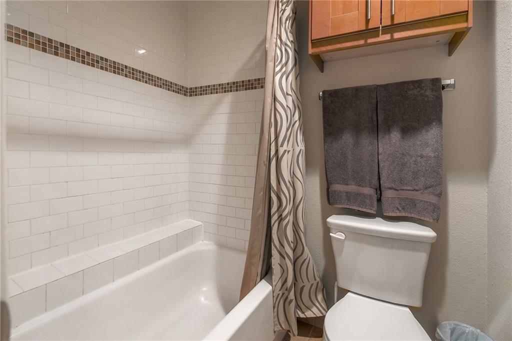 7685 Northcross Dr #125 Property Photo 15