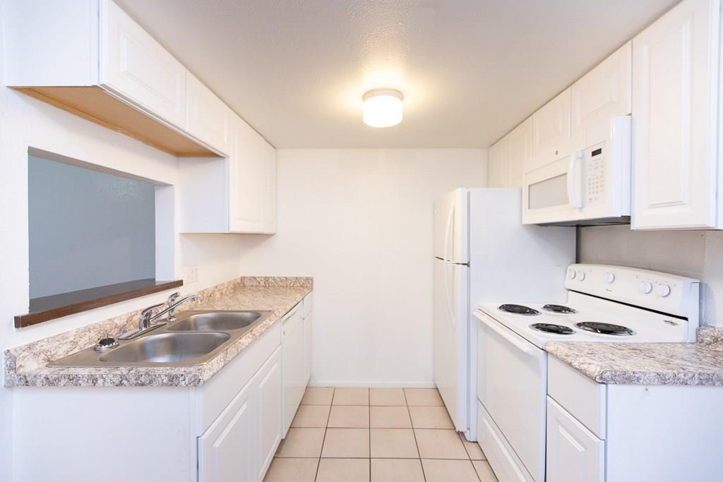 710 E Dean Keaton St #211 Property Photo 4