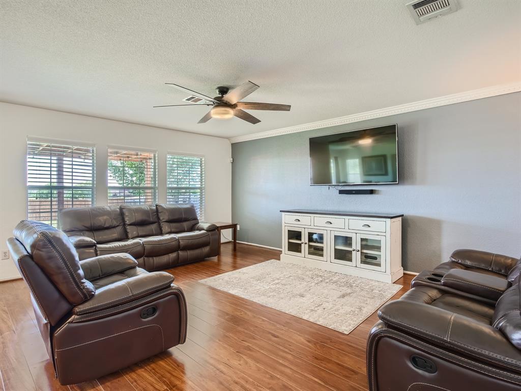 13129 Thome Valley Dr Property Photo 1